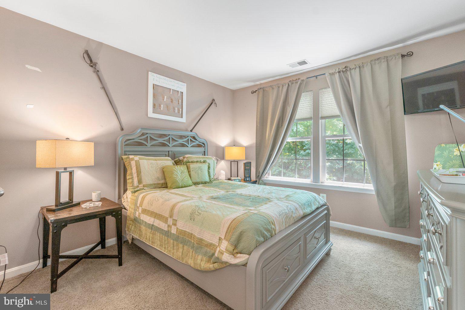 NORTH EAST - Residential