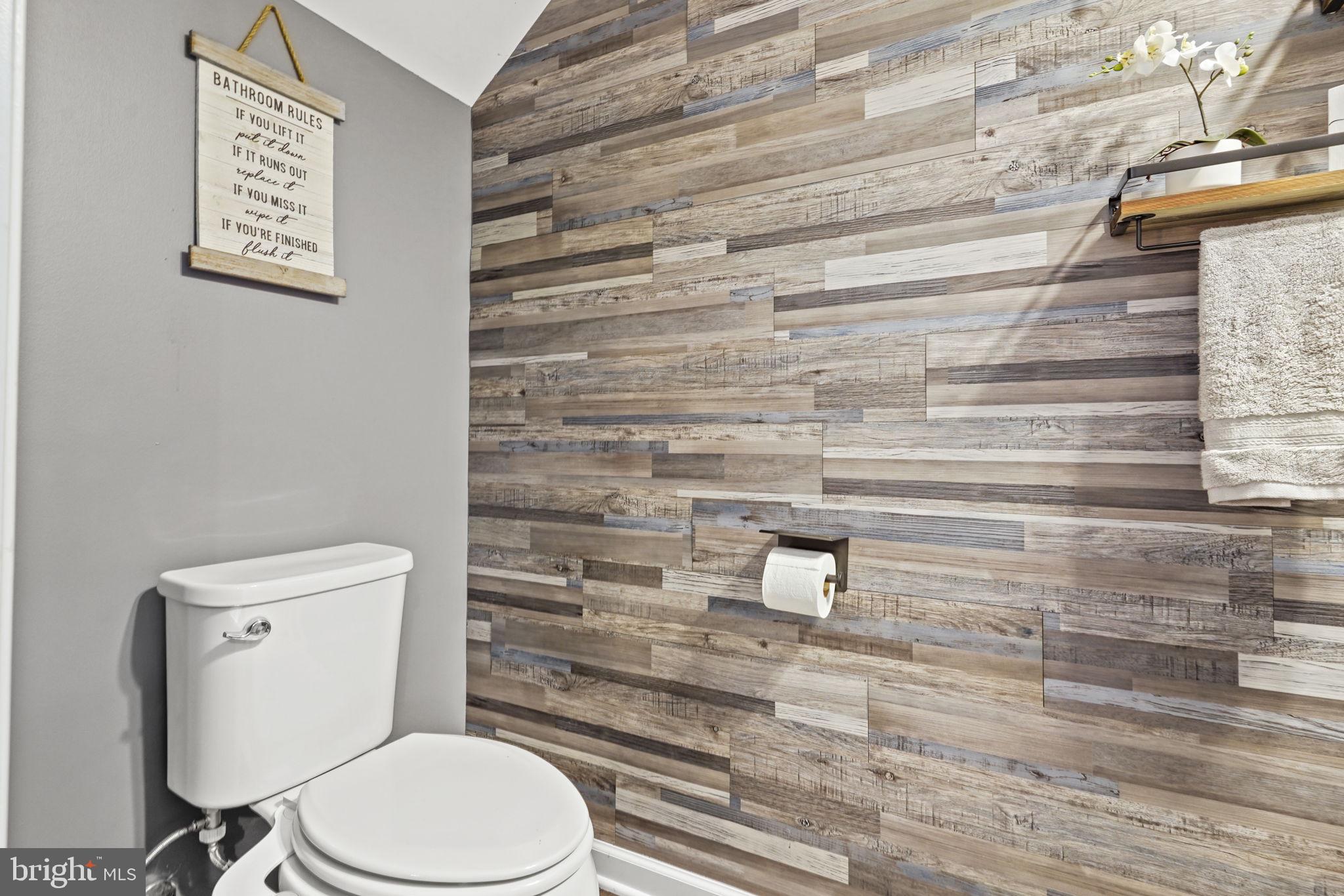 FEATHERSTONE STATION - Residential