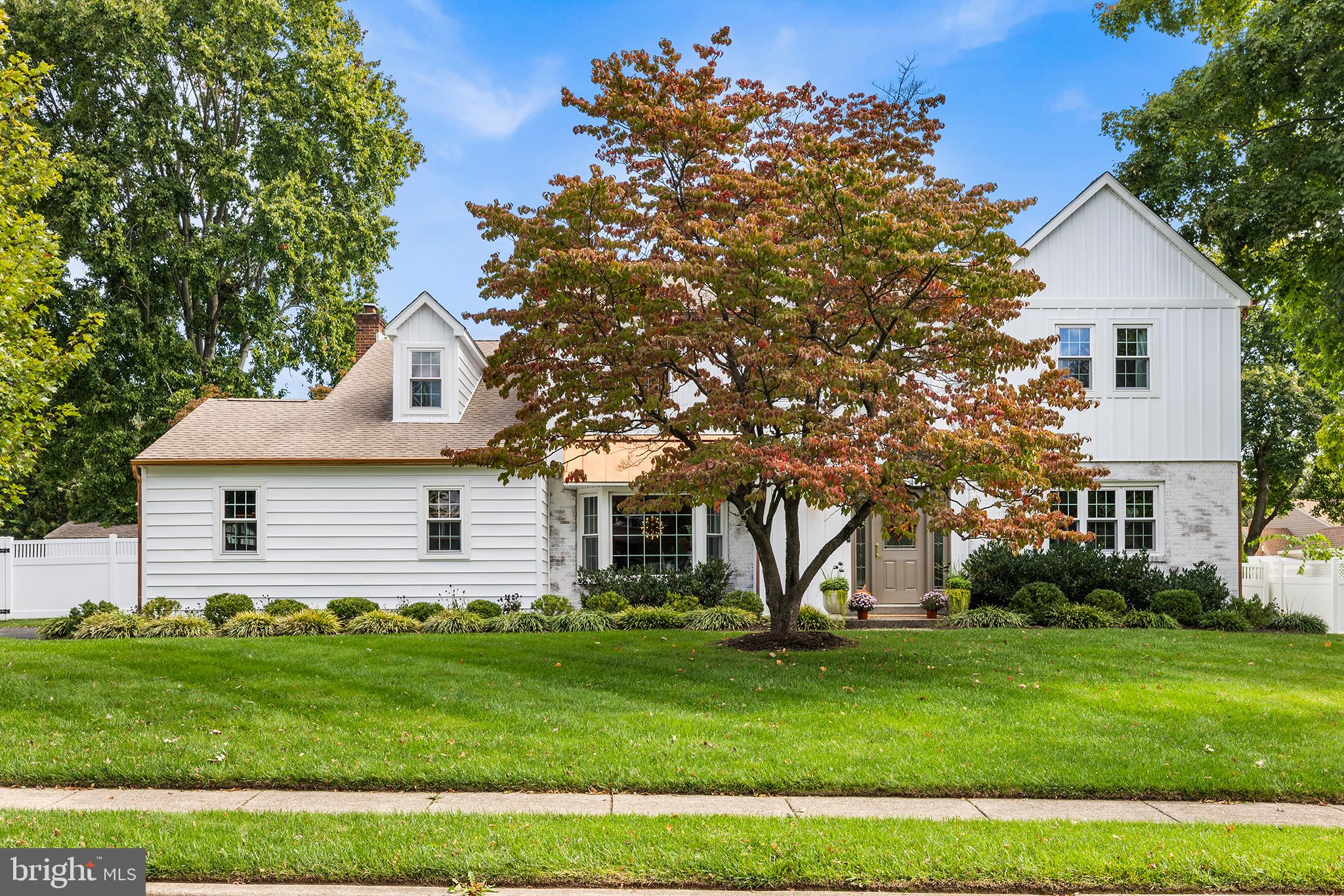 918 HAMILTON DRIVE
