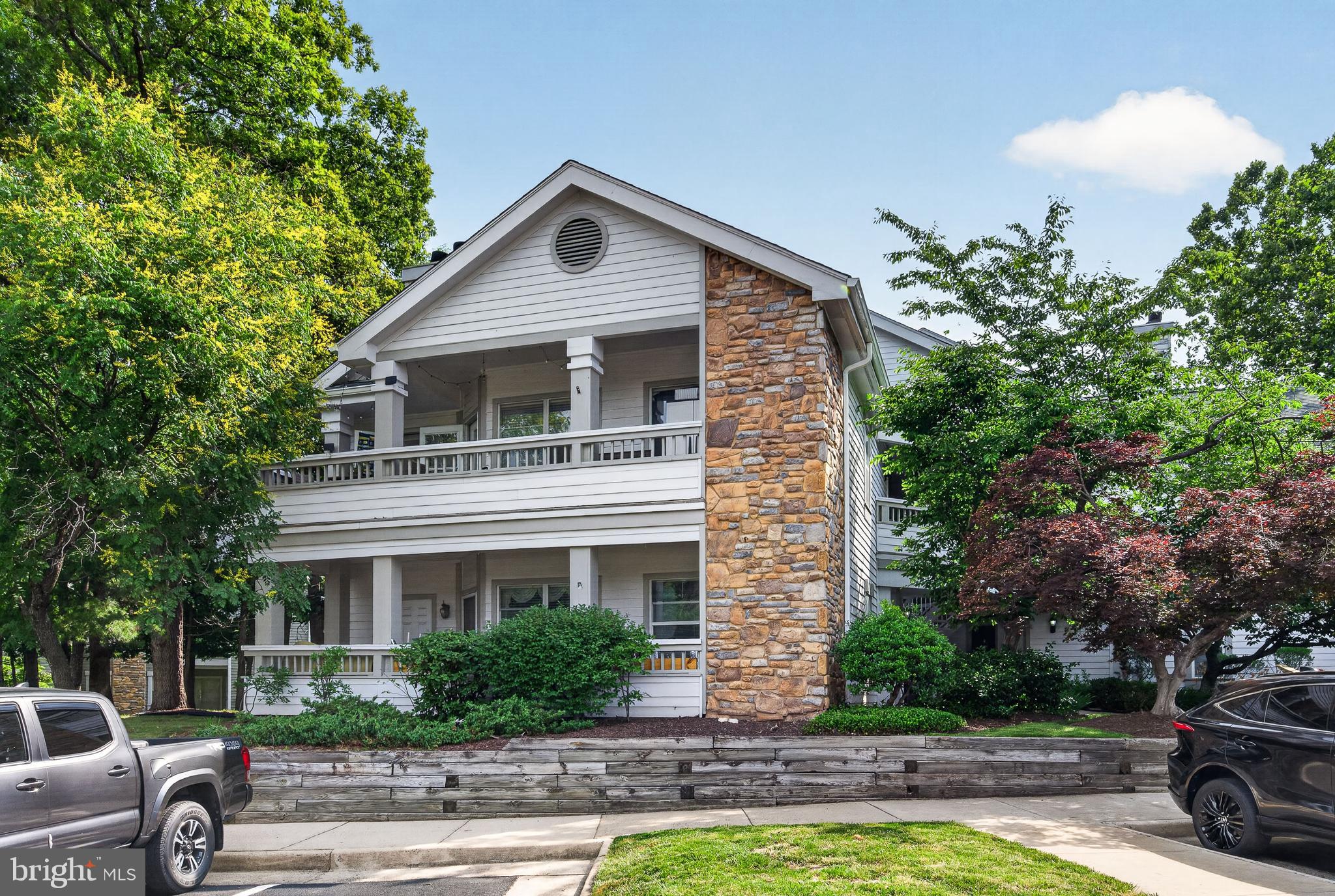 4439 FAIR STONE DRIVE 201