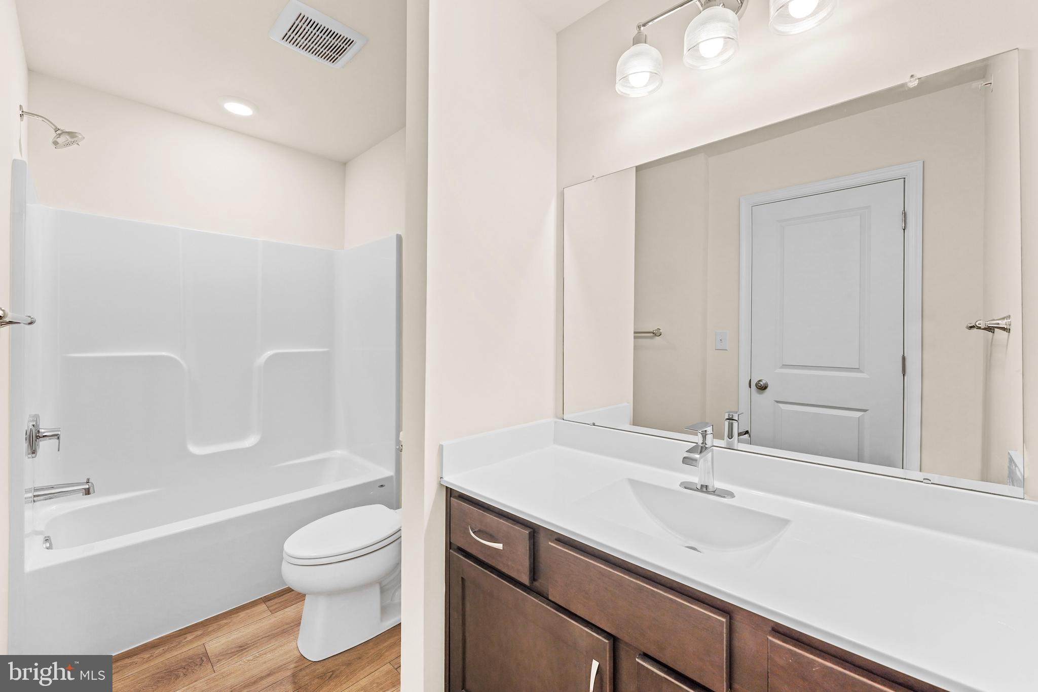 PERRY MILL - Residential