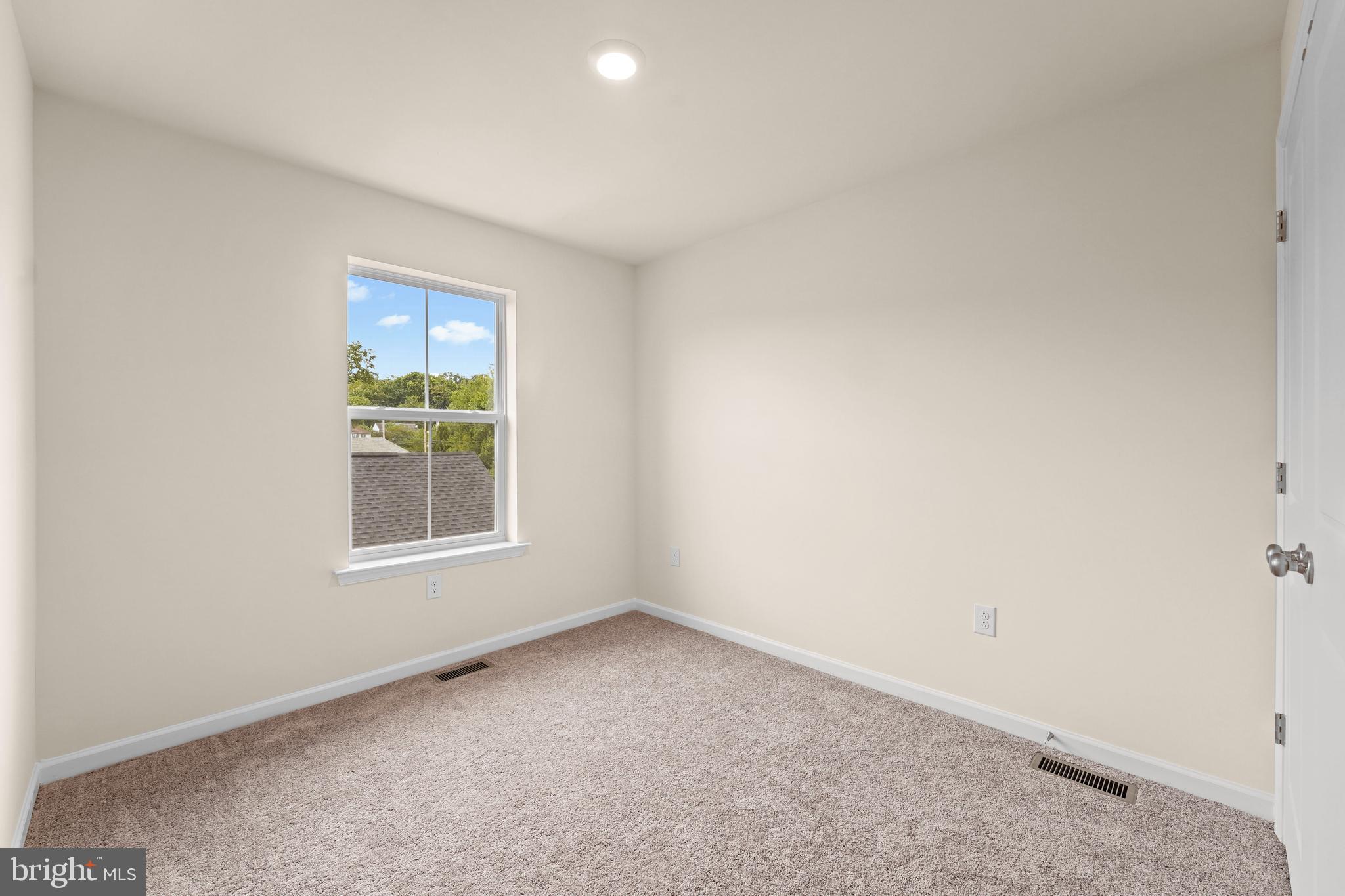 PERRY MILL - Residential