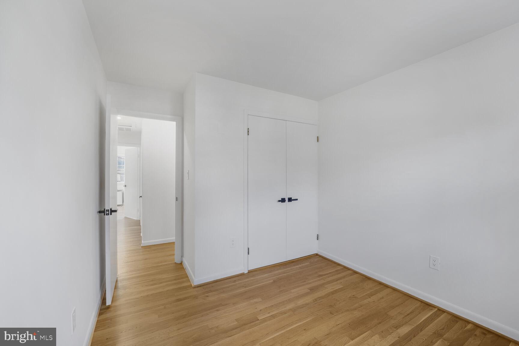 RIVERSIDE ESTATES - Residential