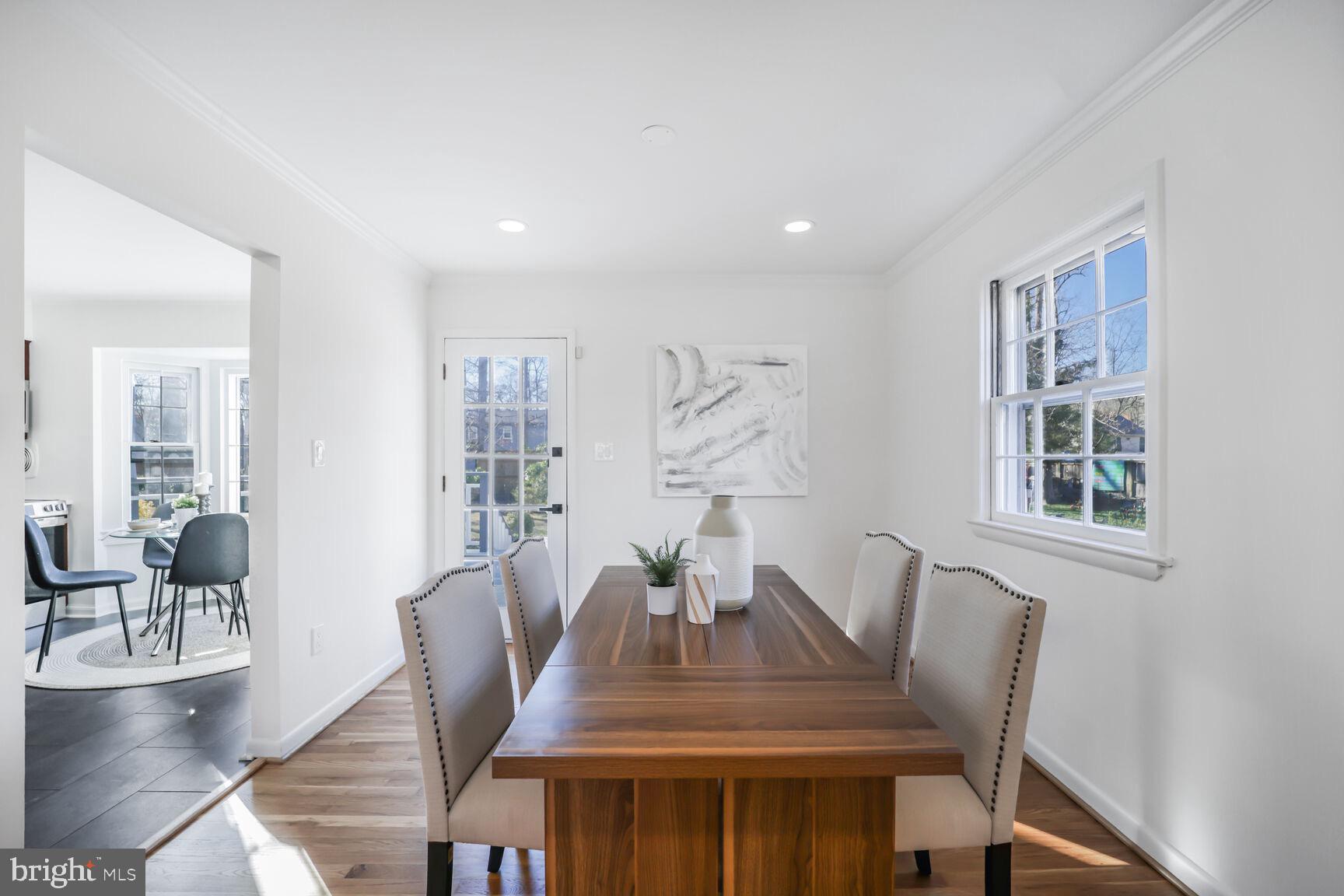 RIVERSIDE ESTATES - Residential