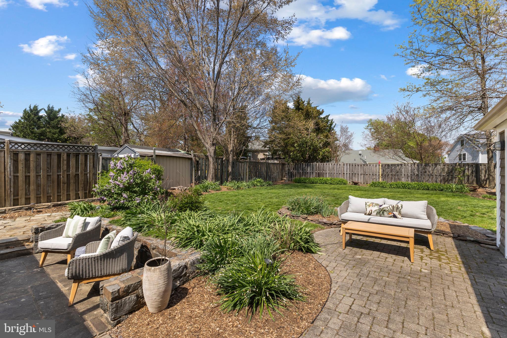 OVERLOOK TERRACE - Residential