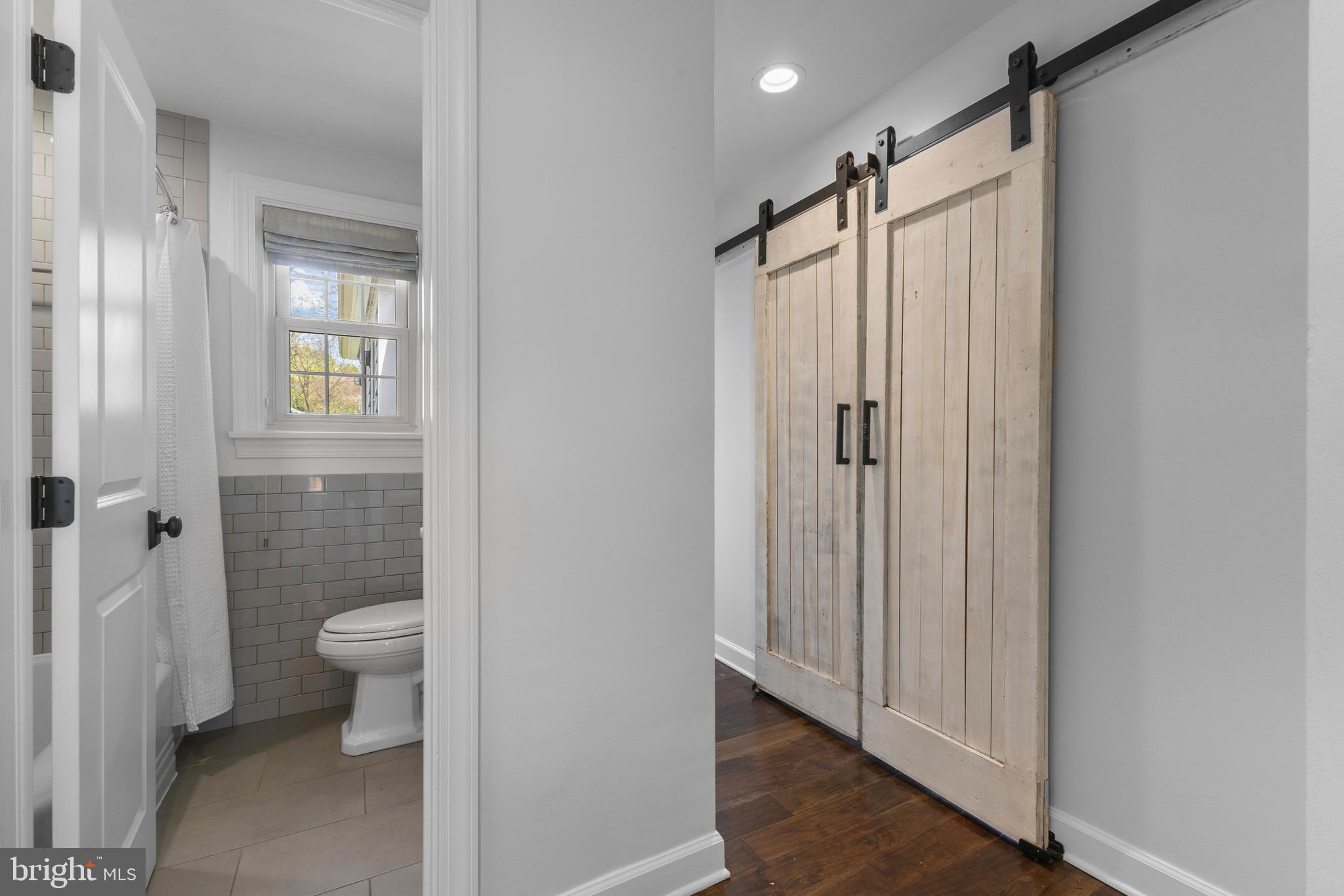 OVERLOOK TERRACE - Residential