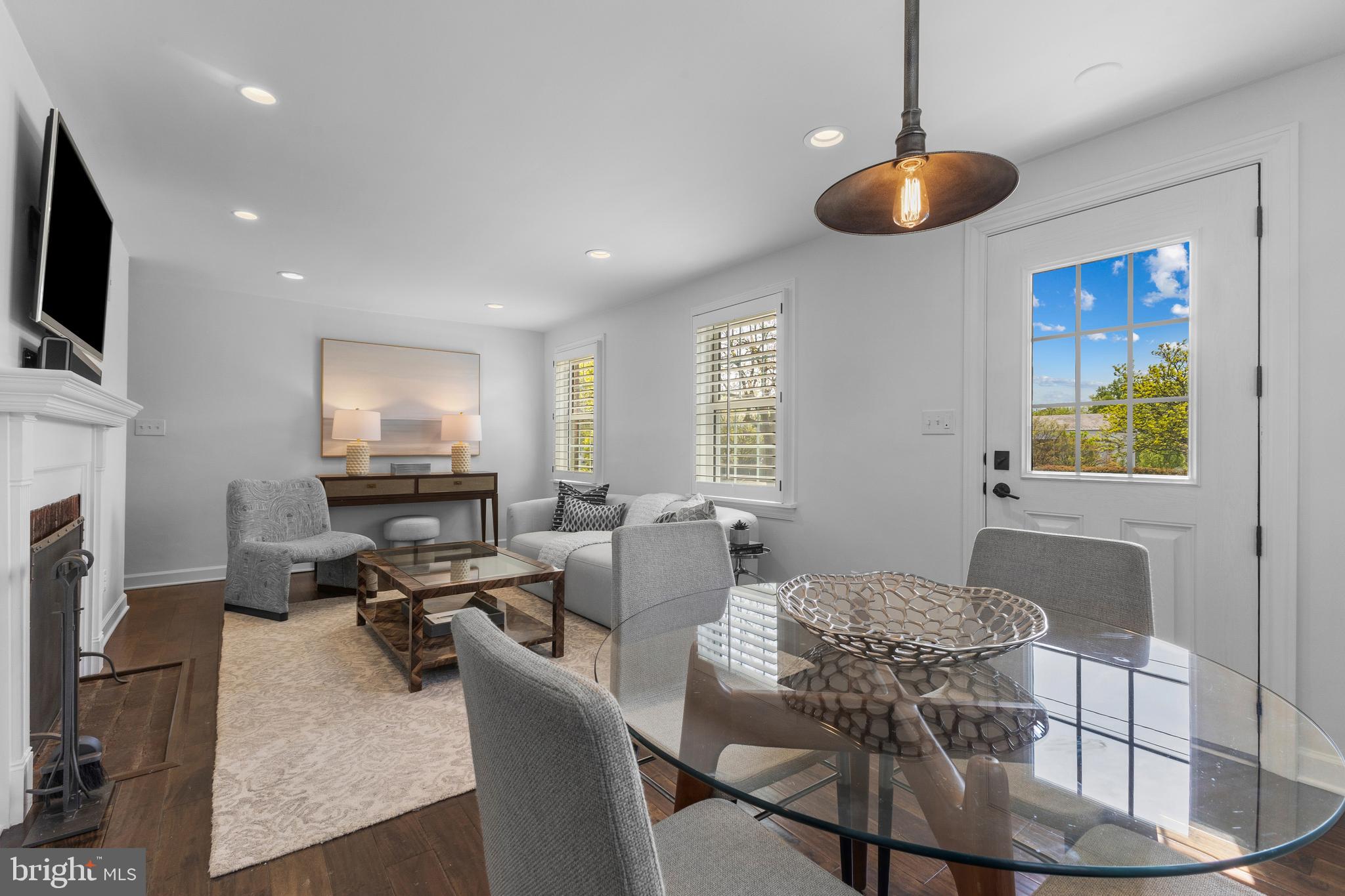 OVERLOOK TERRACE - Residential