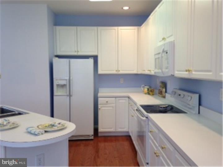 FOX HILL FARM - Residential