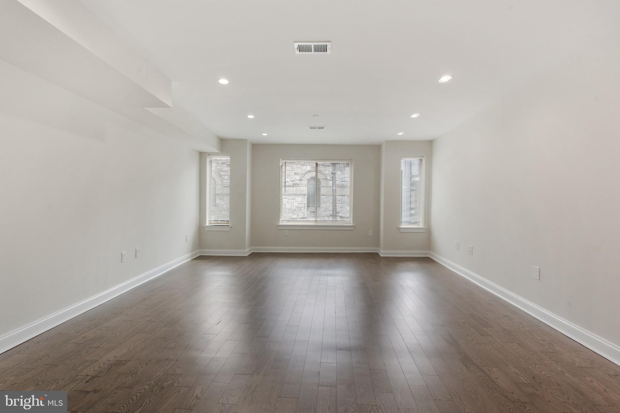 FISHTOWN - Residential Lease
