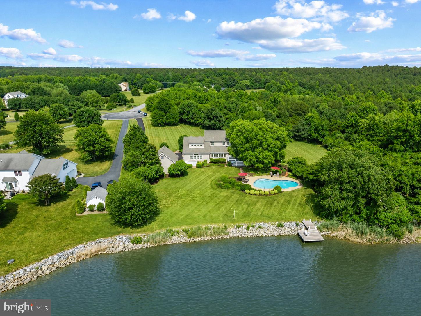 115 NW CREEK DRIVE