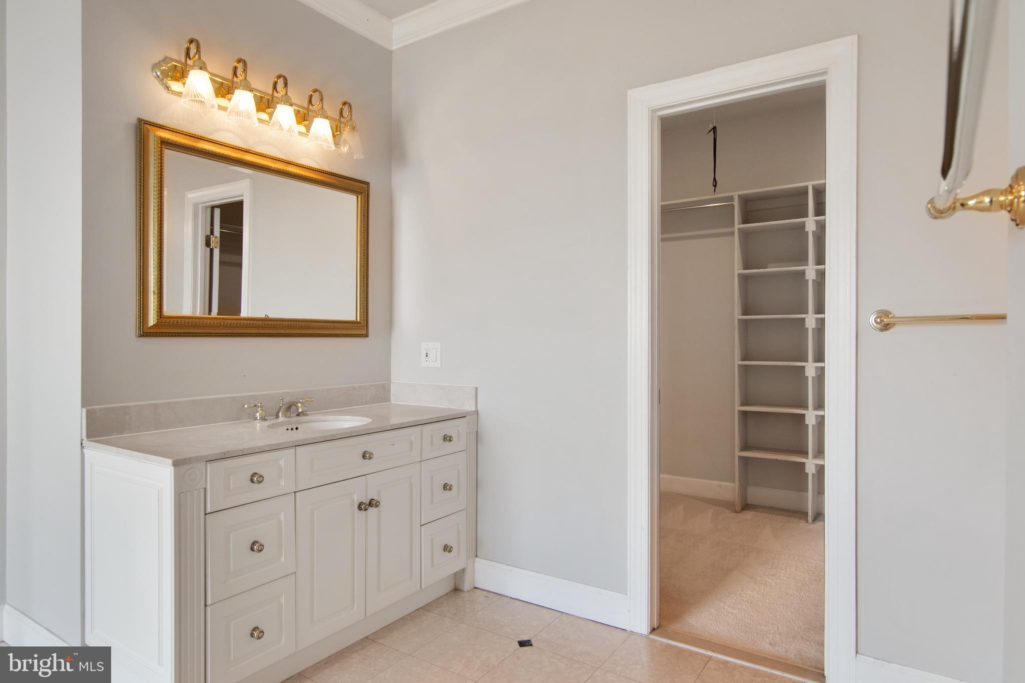 POTOMAC OVERLOOK - Residential