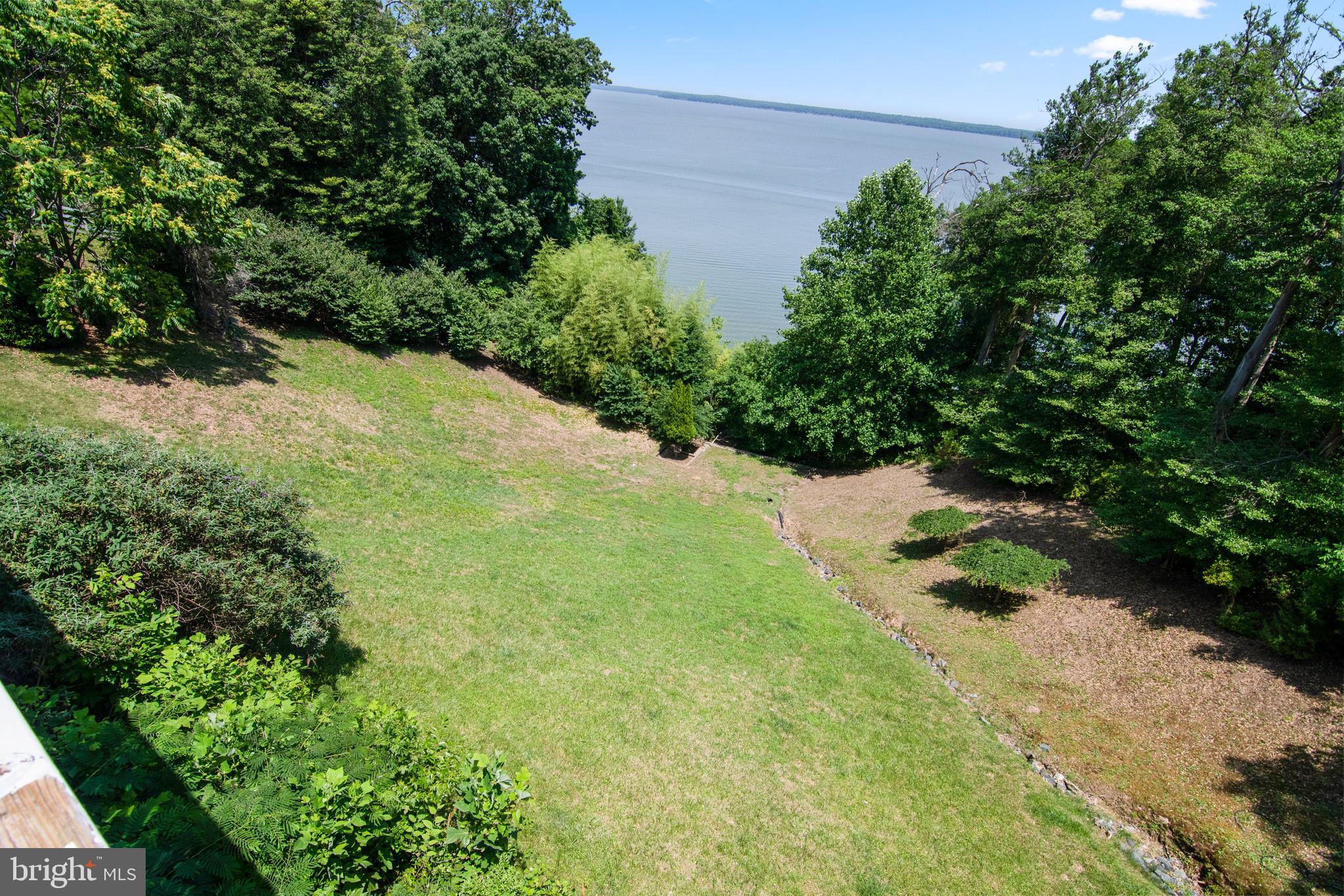 POTOMAC OVERLOOK - Residential