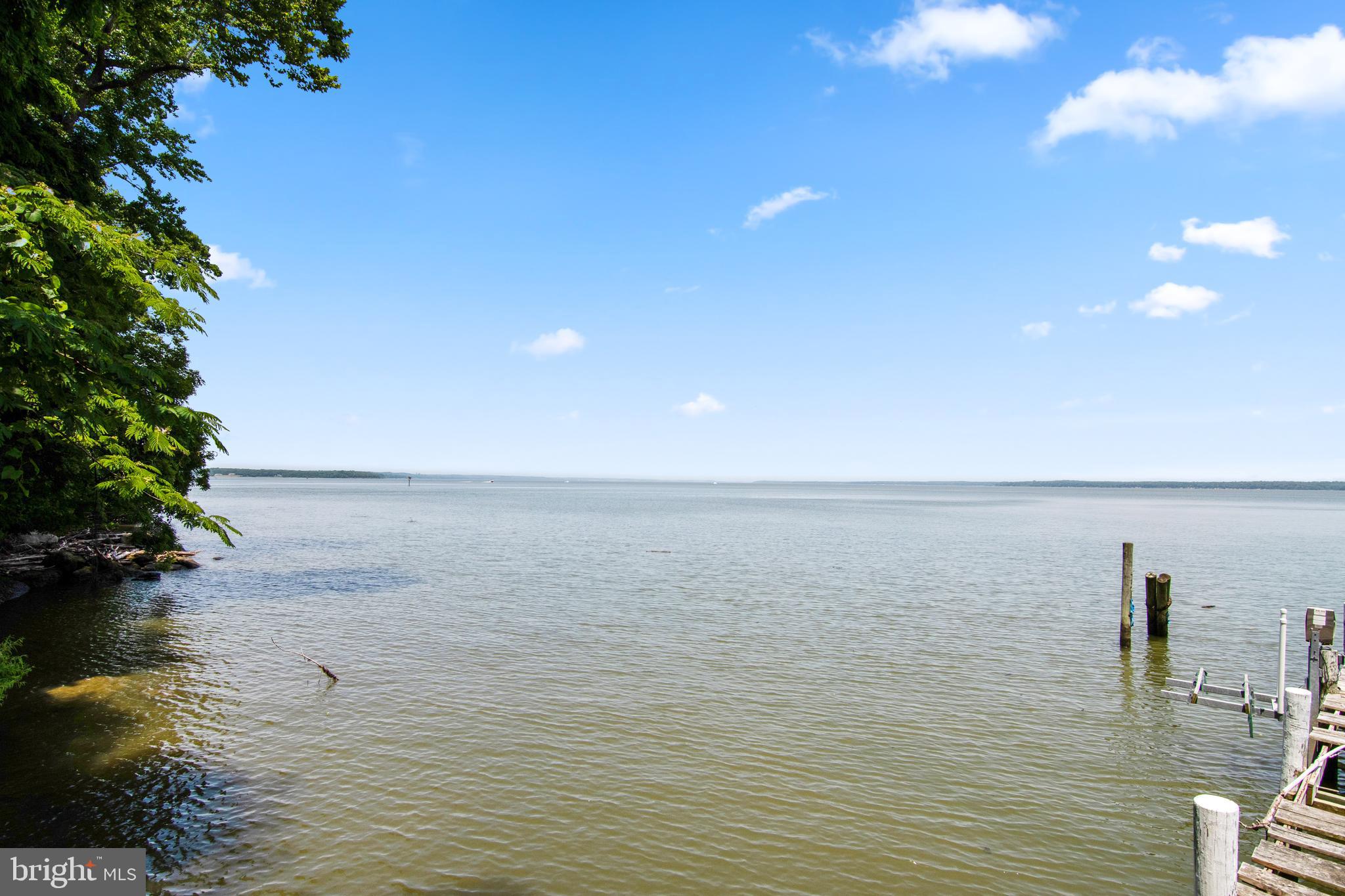 POTOMAC OVERLOOK - Residential