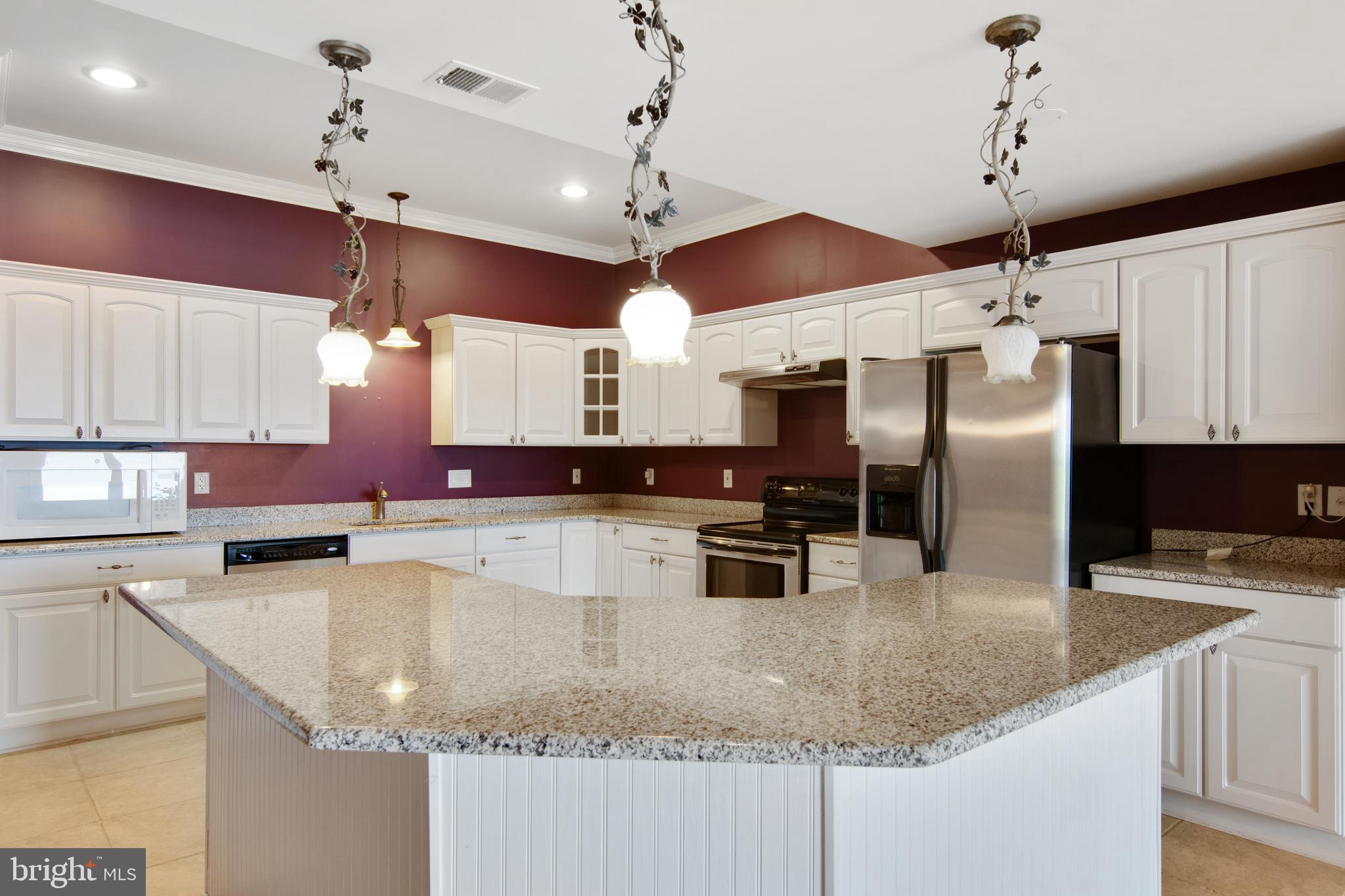 POTOMAC OVERLOOK - Residential