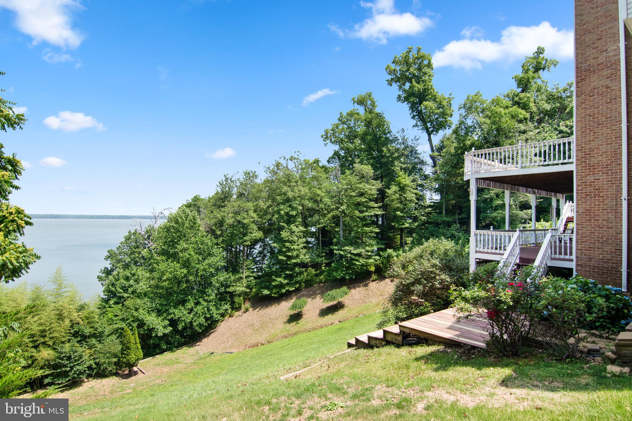 POTOMAC OVERLOOK - Residential