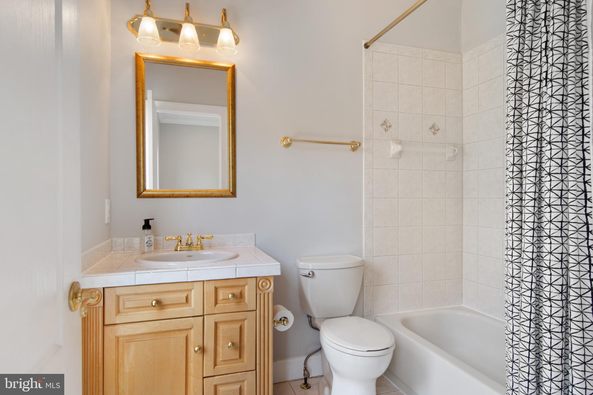 POTOMAC OVERLOOK - Residential