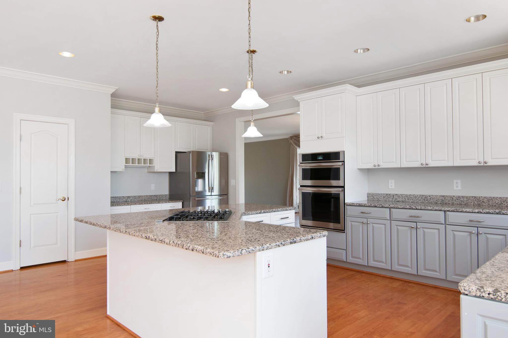 POTOMAC OVERLOOK - Residential