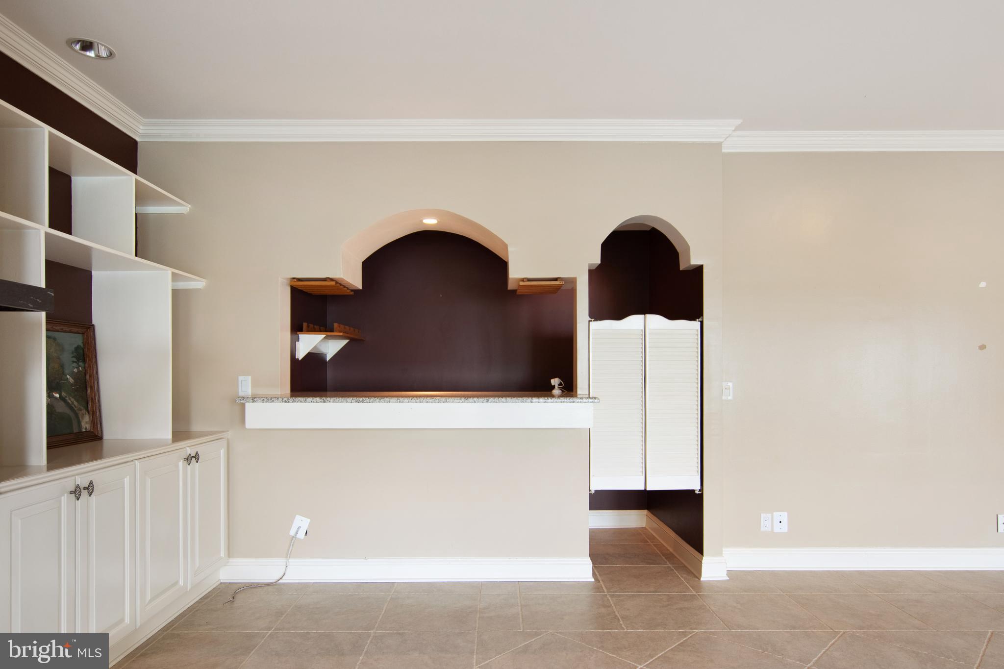 POTOMAC OVERLOOK - Residential