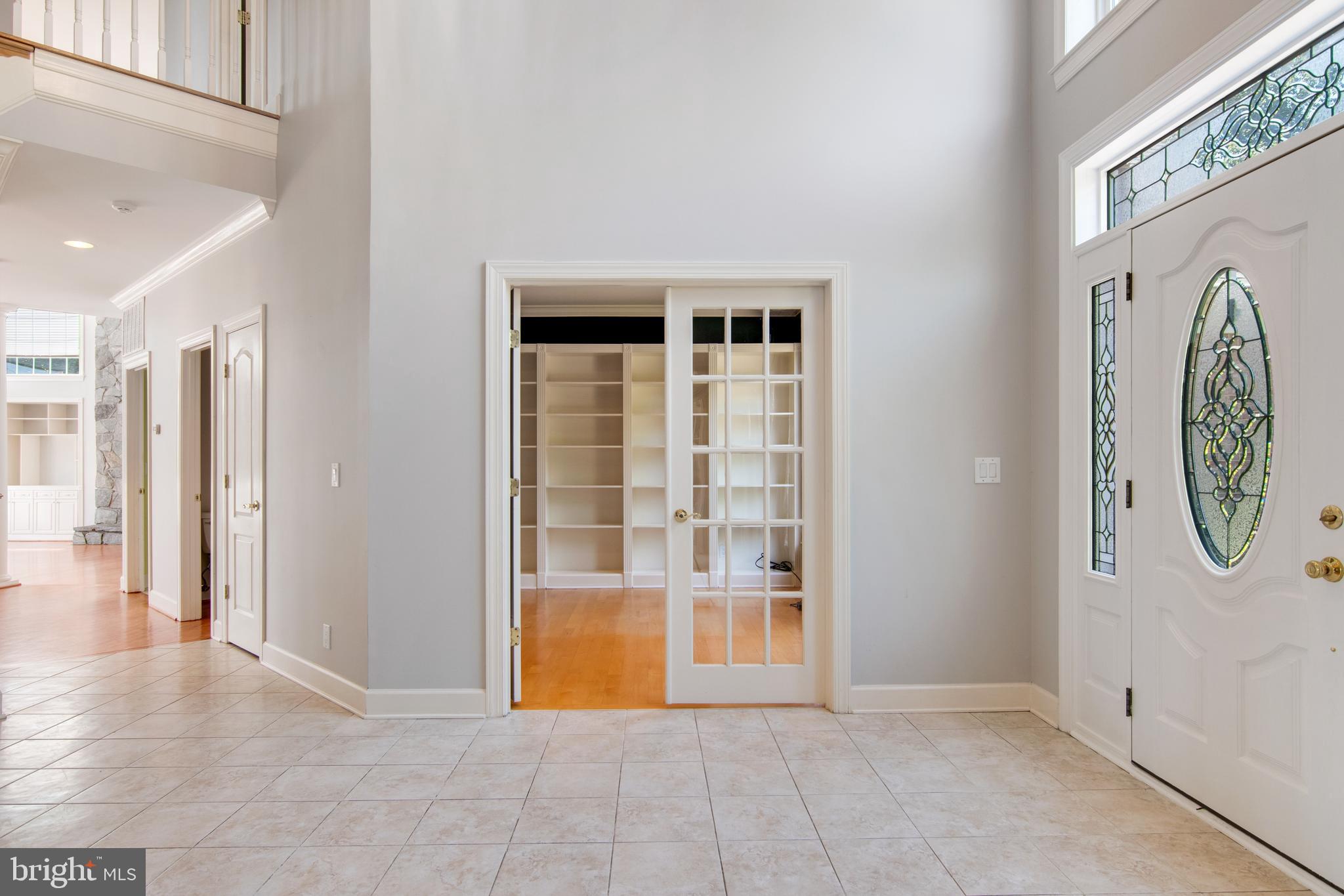 POTOMAC OVERLOOK - Residential