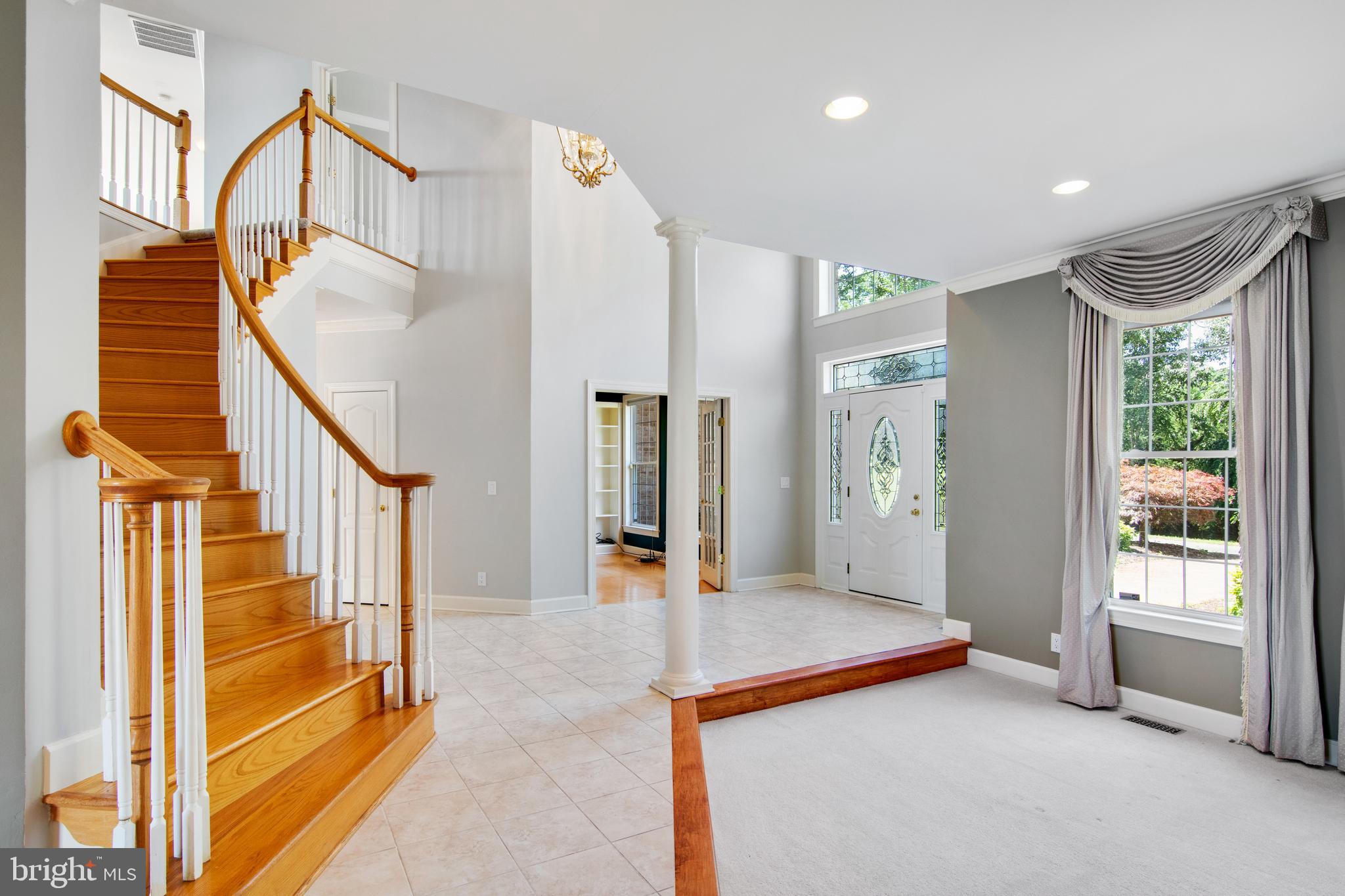 POTOMAC OVERLOOK - Residential