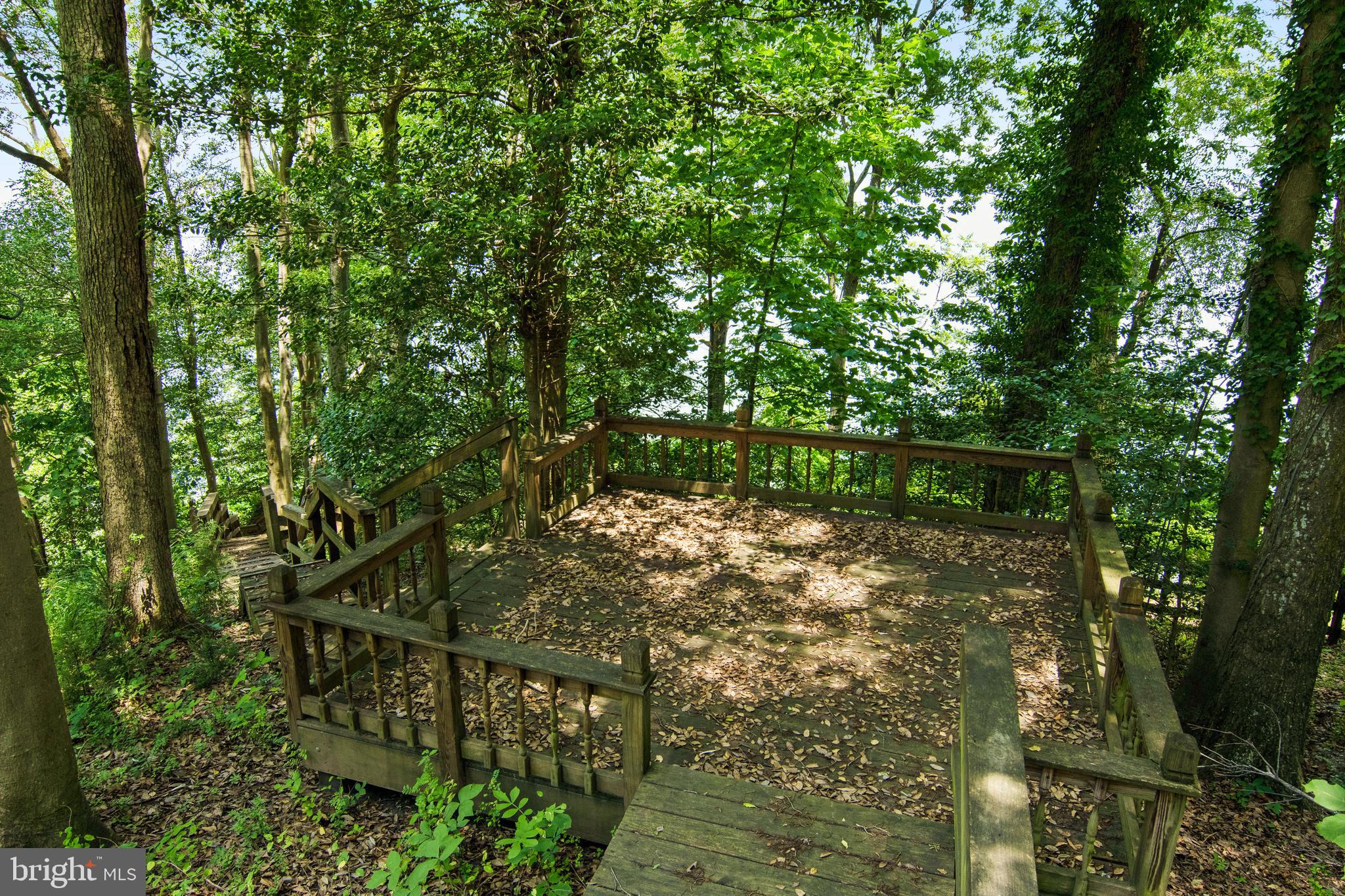 POTOMAC OVERLOOK - Residential