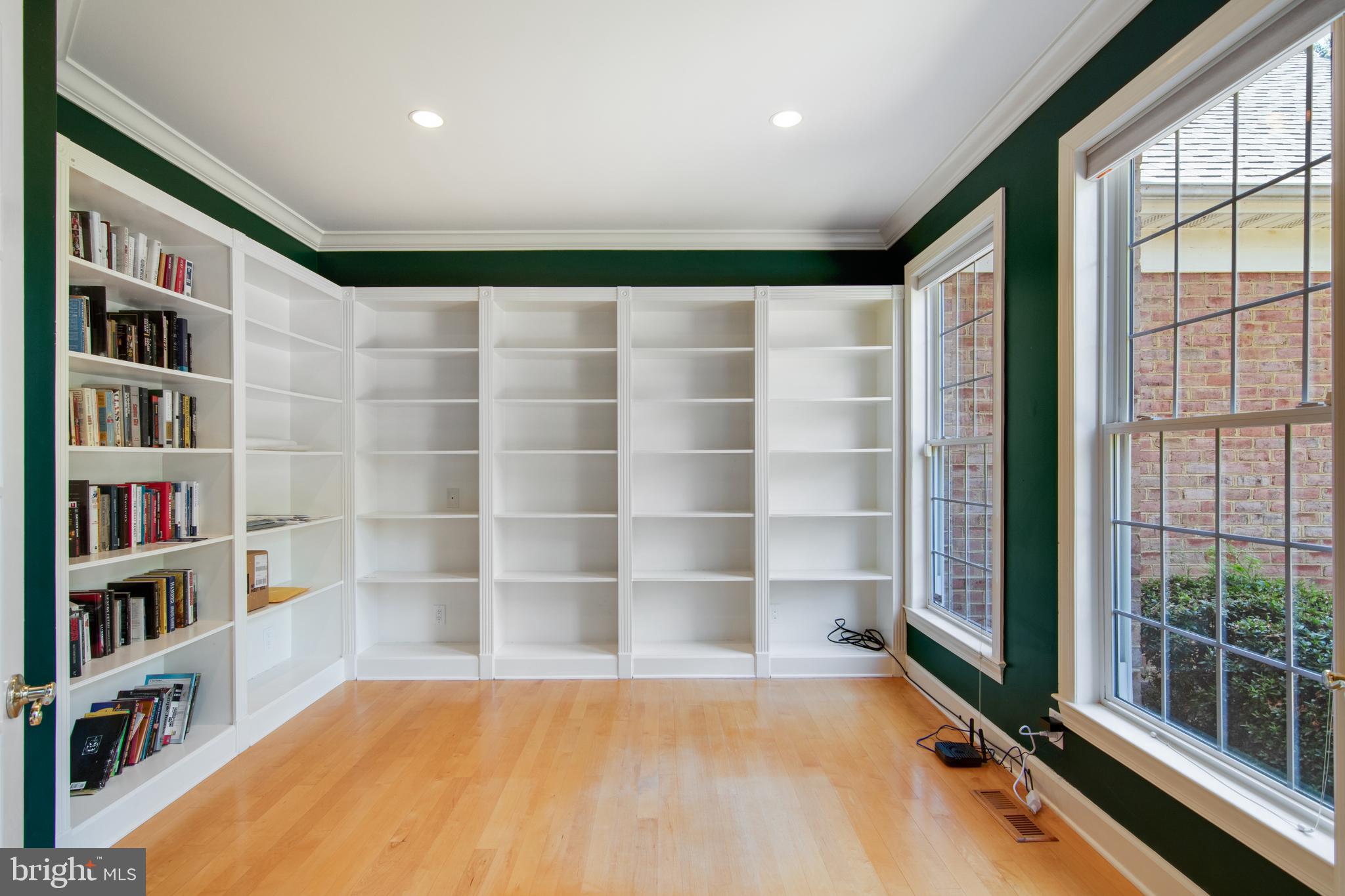 POTOMAC OVERLOOK - Residential