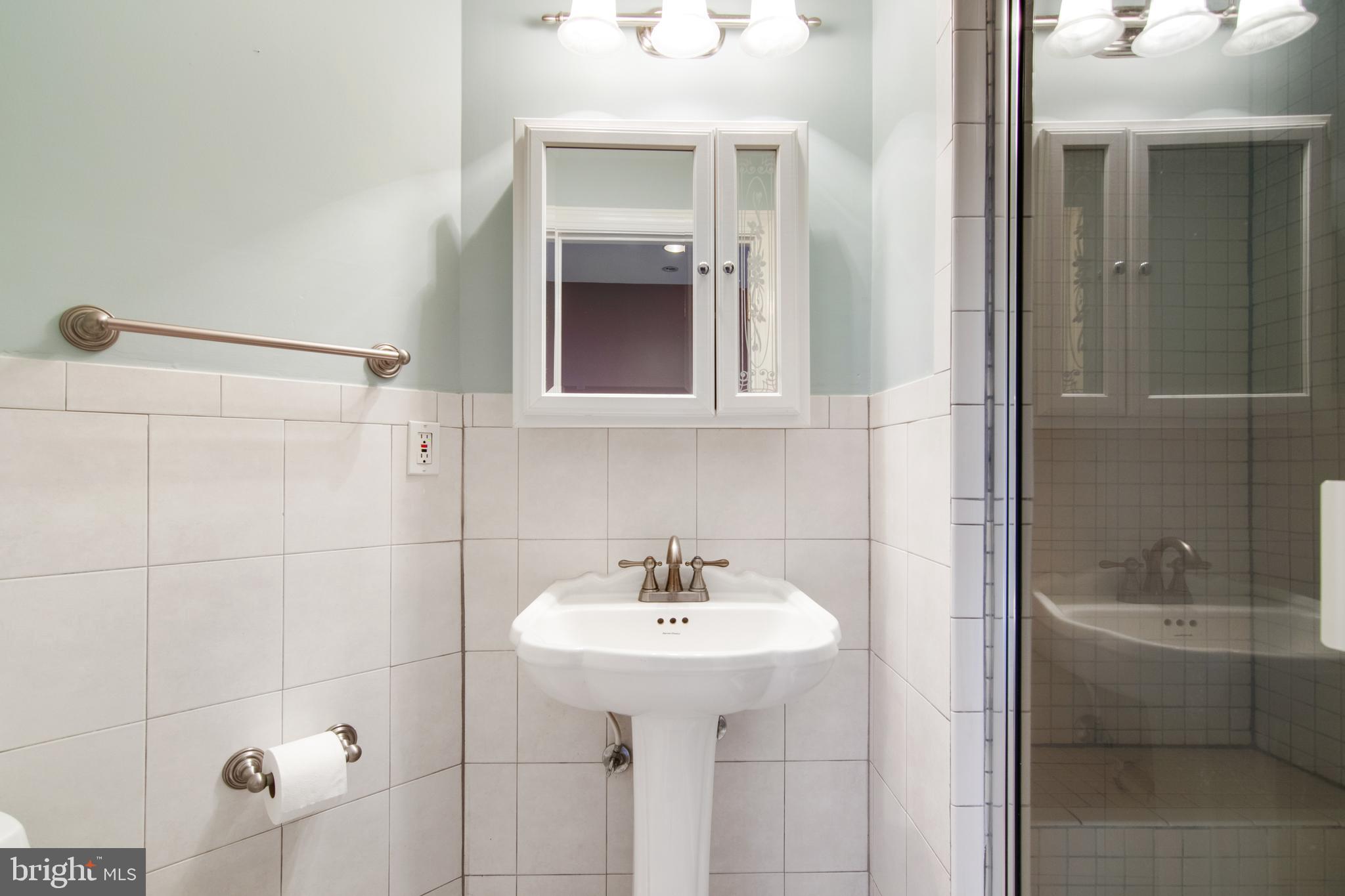 POTOMAC OVERLOOK - Residential