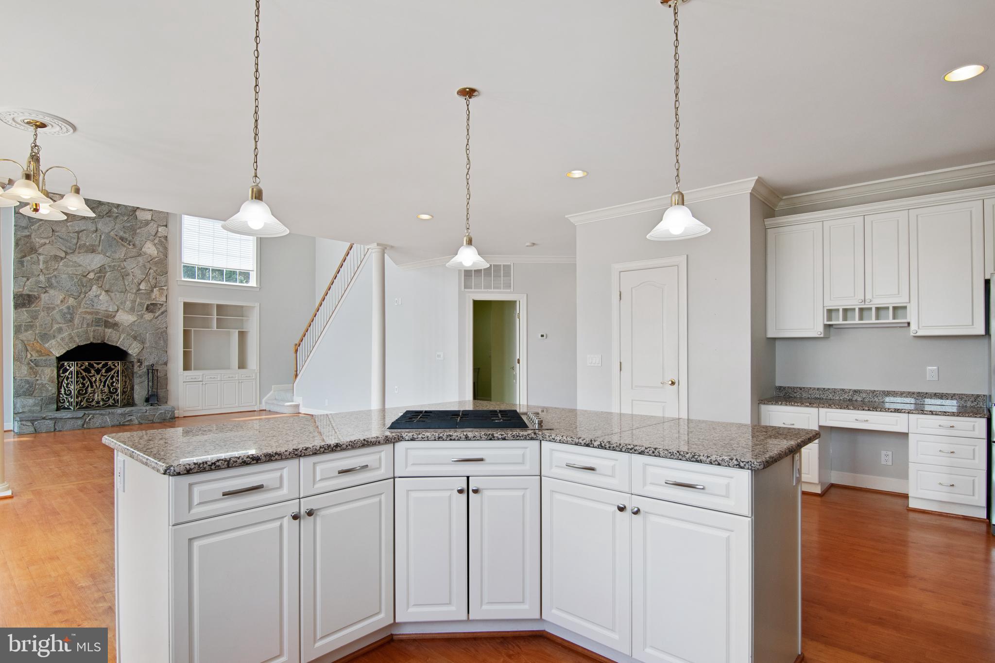 POTOMAC OVERLOOK - Residential