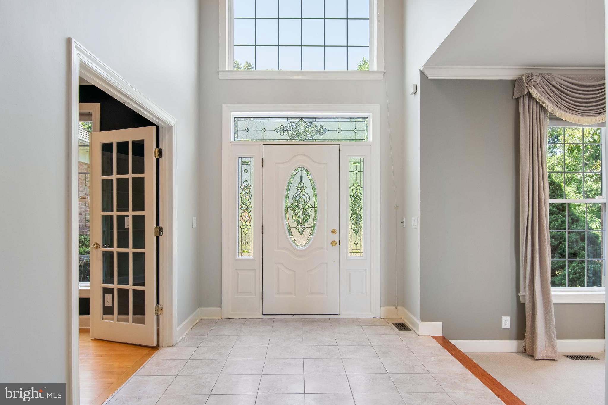 POTOMAC OVERLOOK - Residential