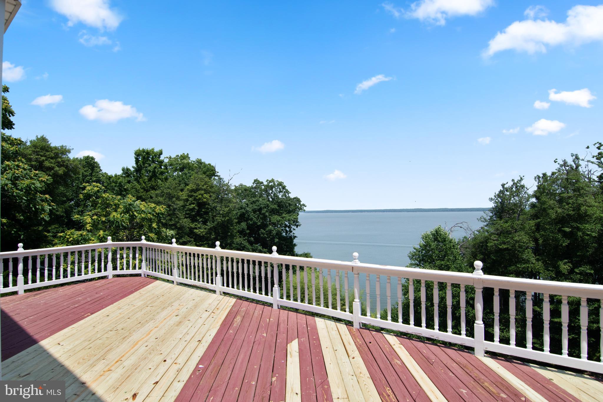 POTOMAC OVERLOOK - Residential