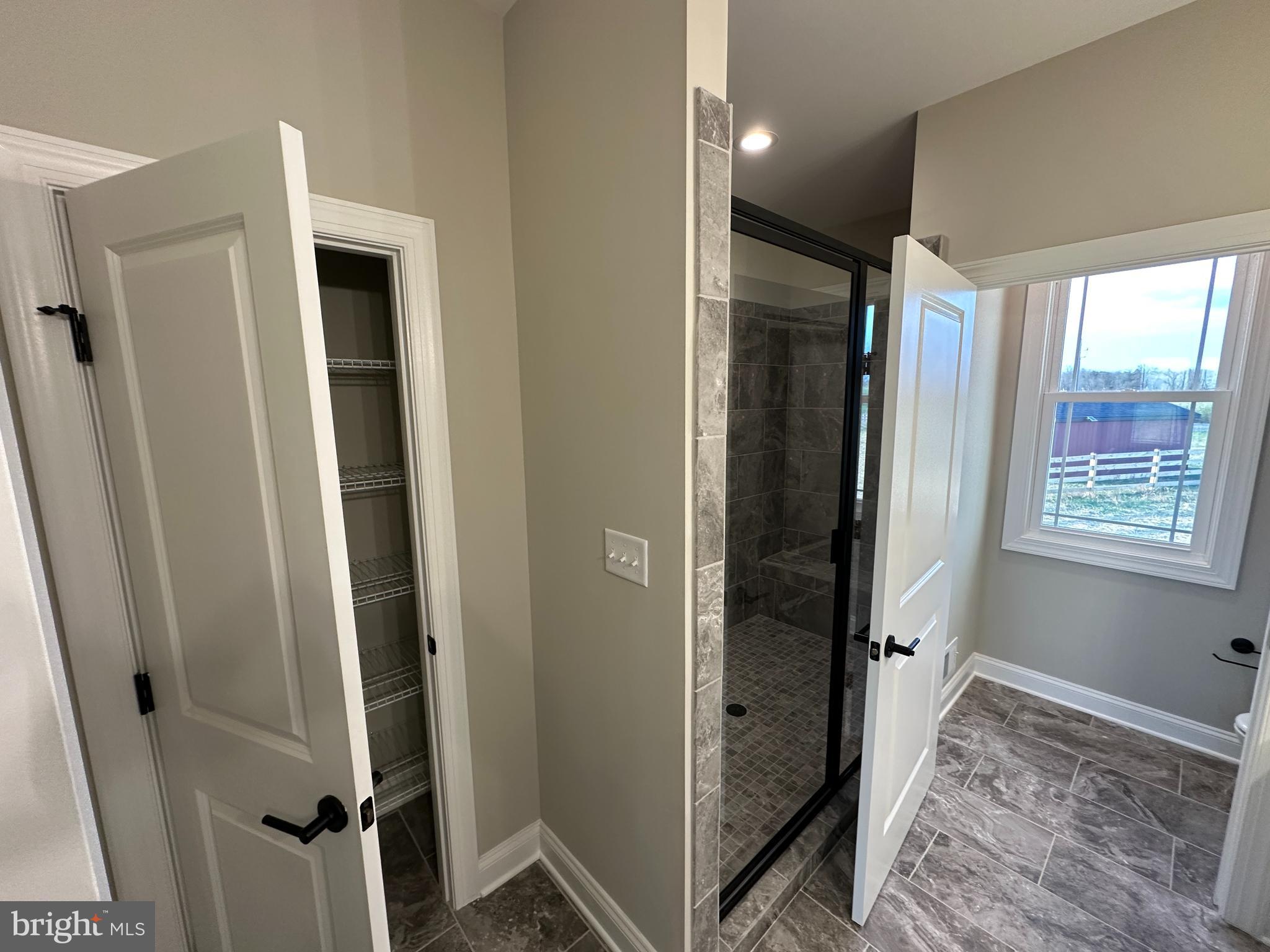 SOUTHERN HILLS - Residential