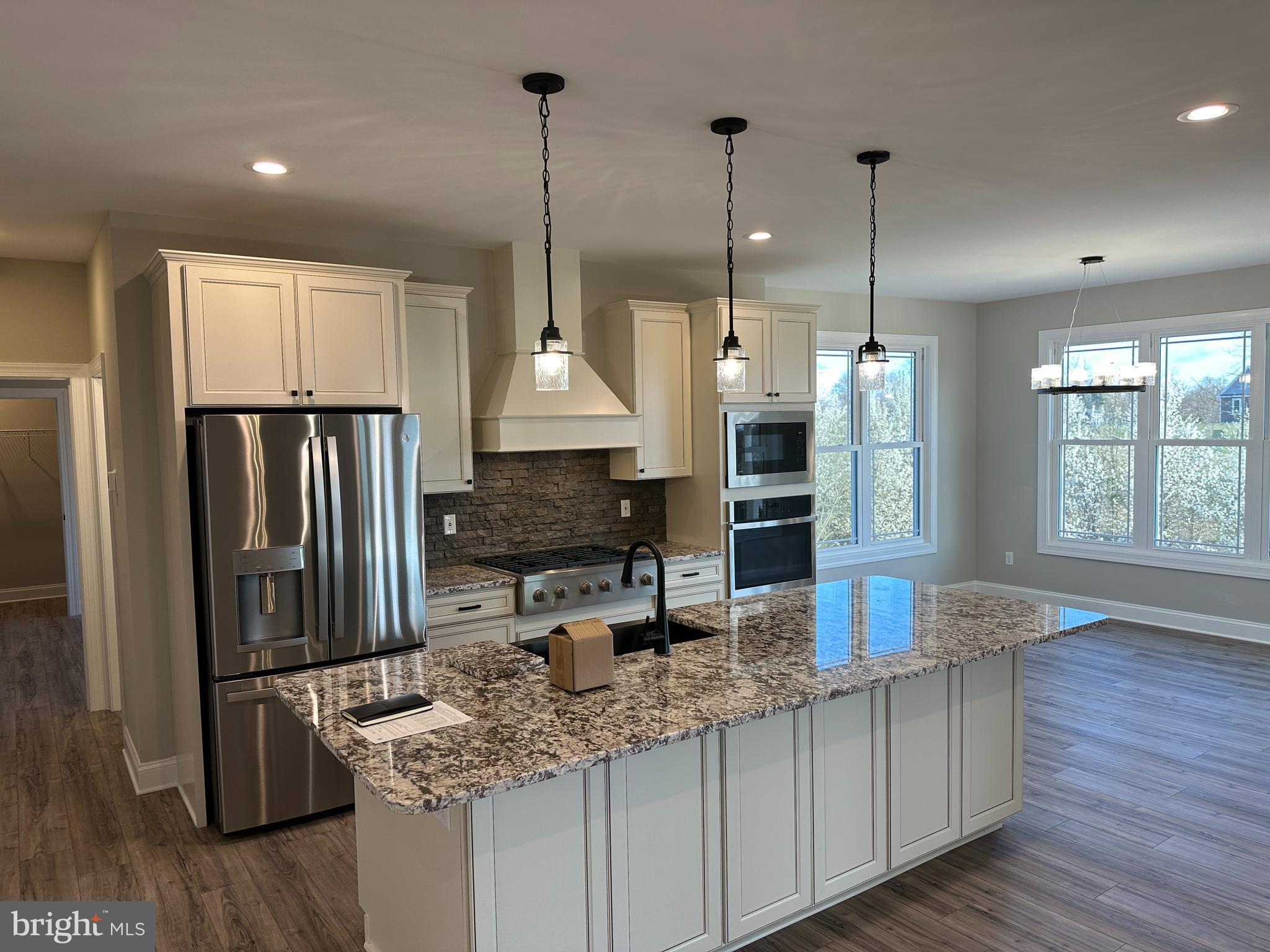 SOUTHERN HILLS - Residential