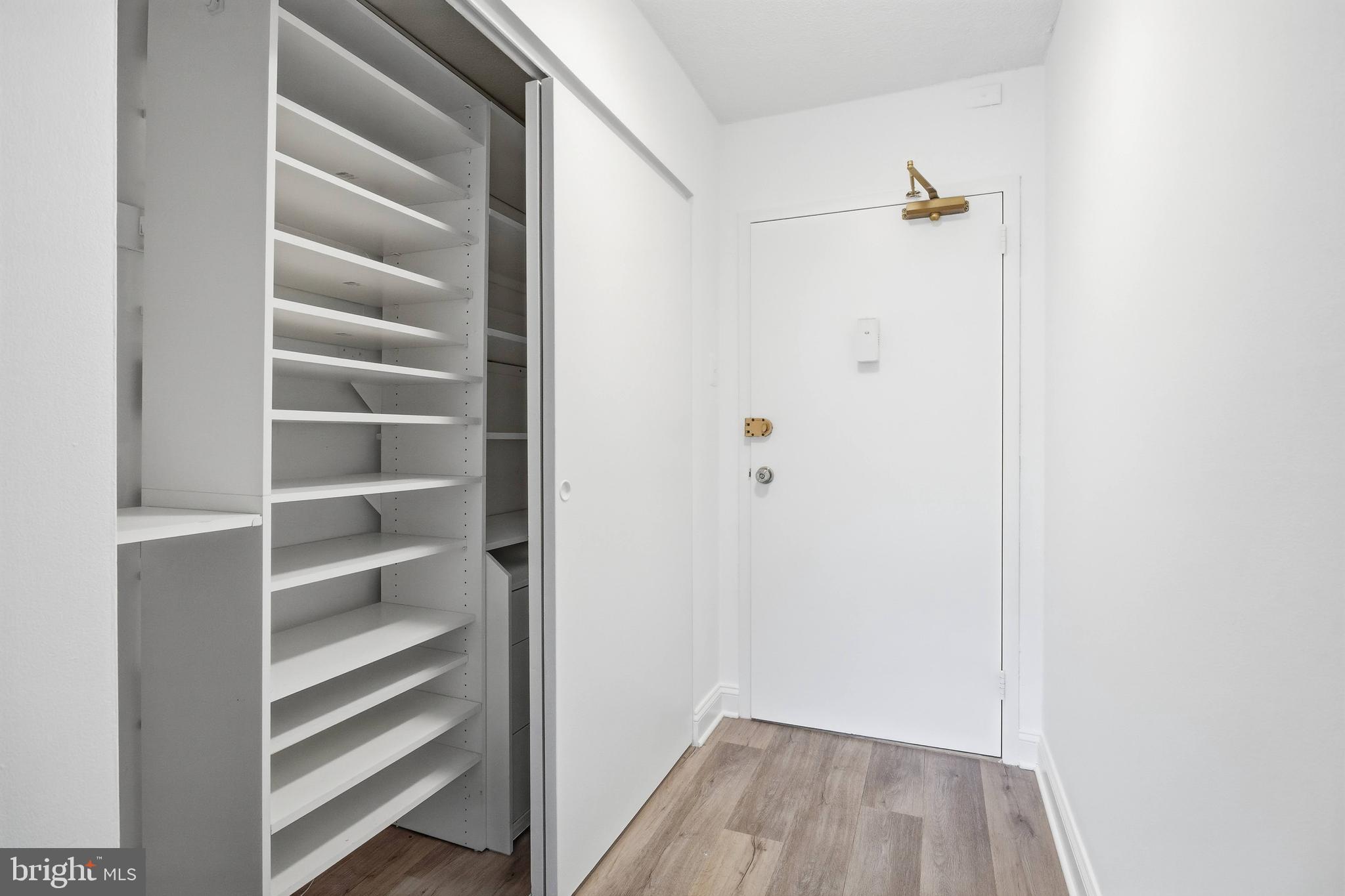 HORIZON HOUSE - Residential