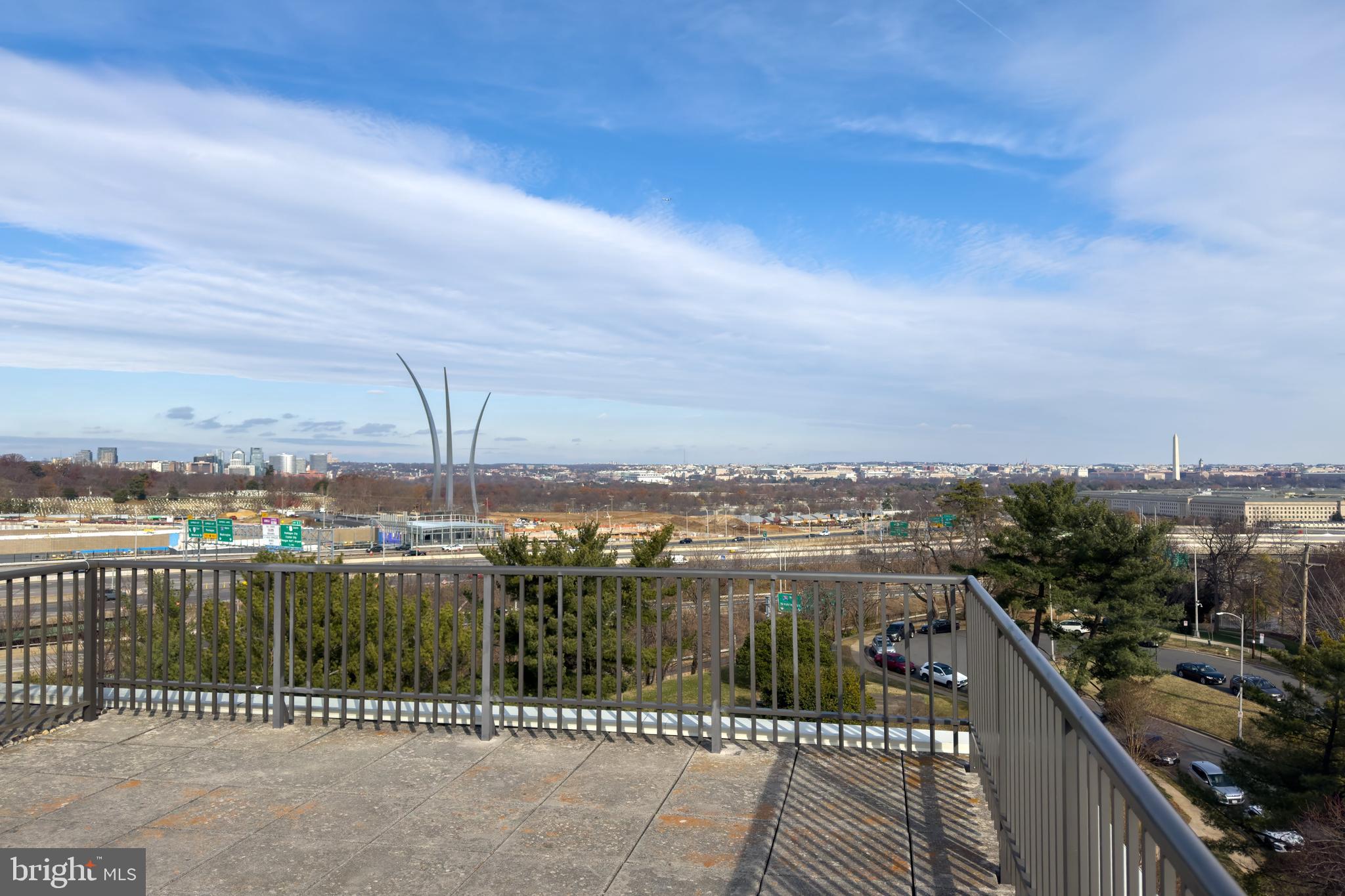 HORIZON HOUSE - Residential