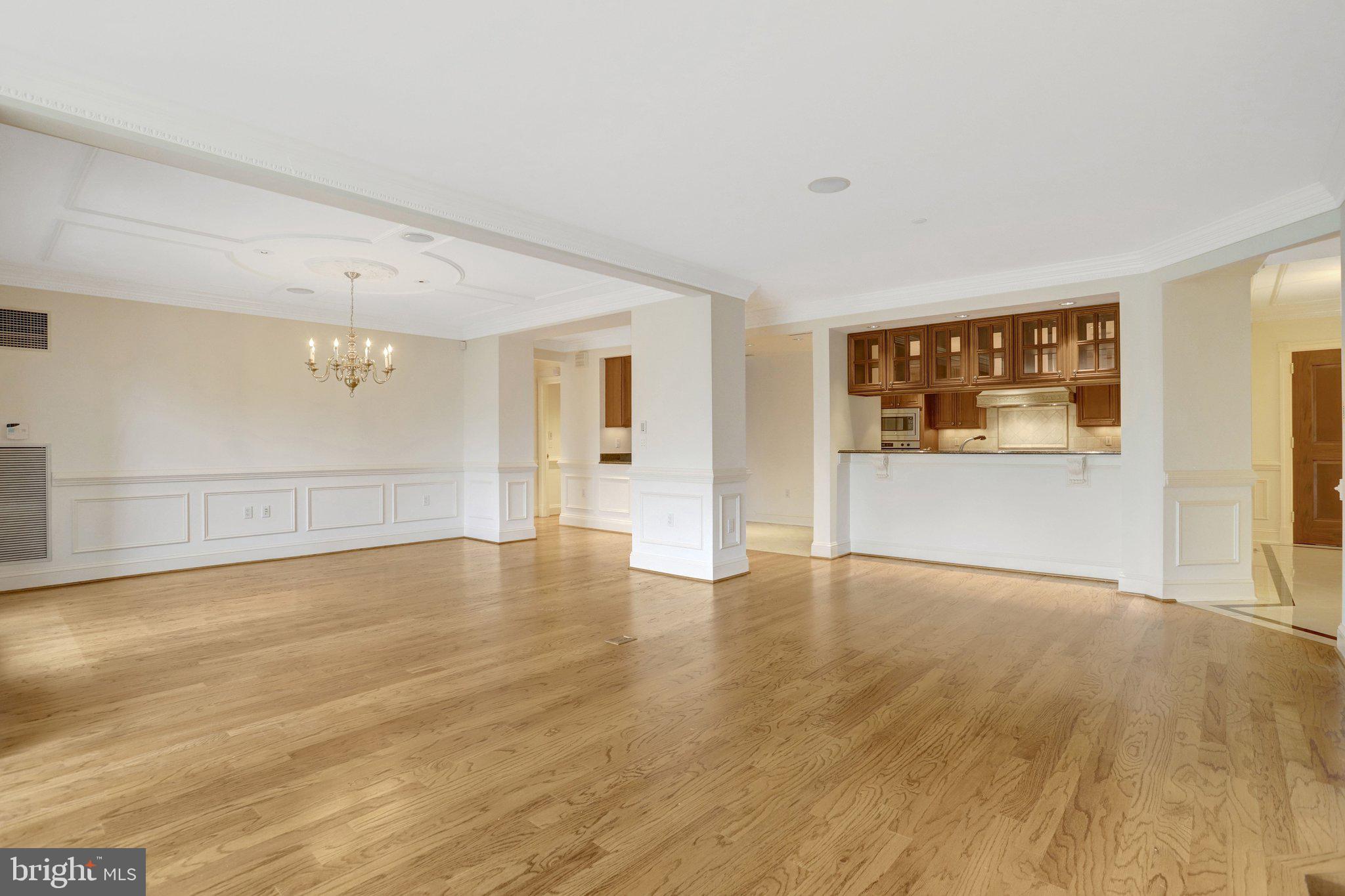 ROSSLYN - Residential