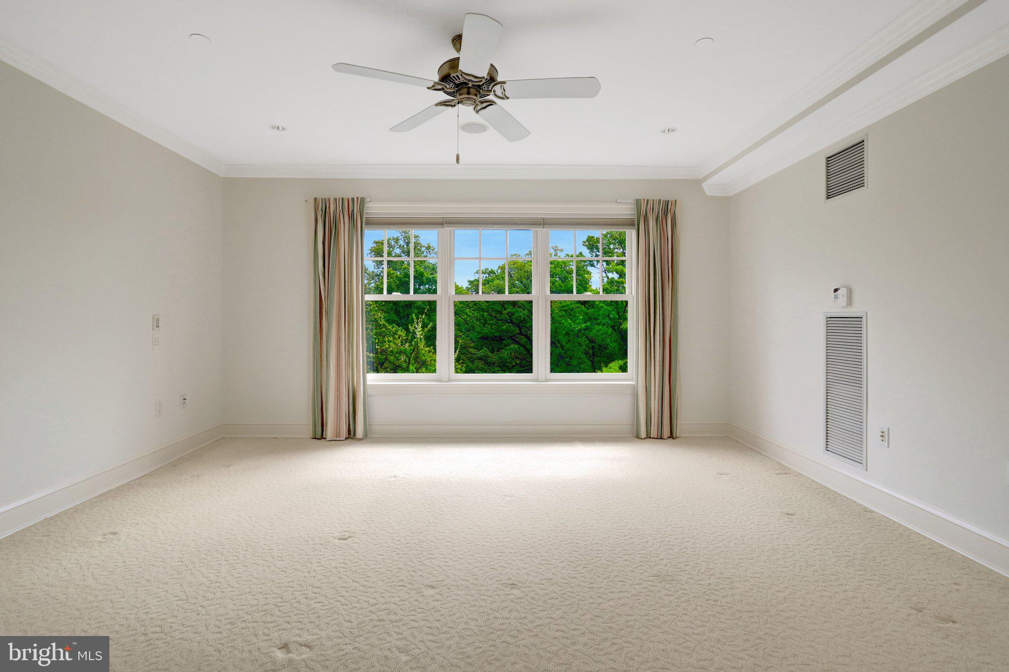 ROSSLYN - Residential