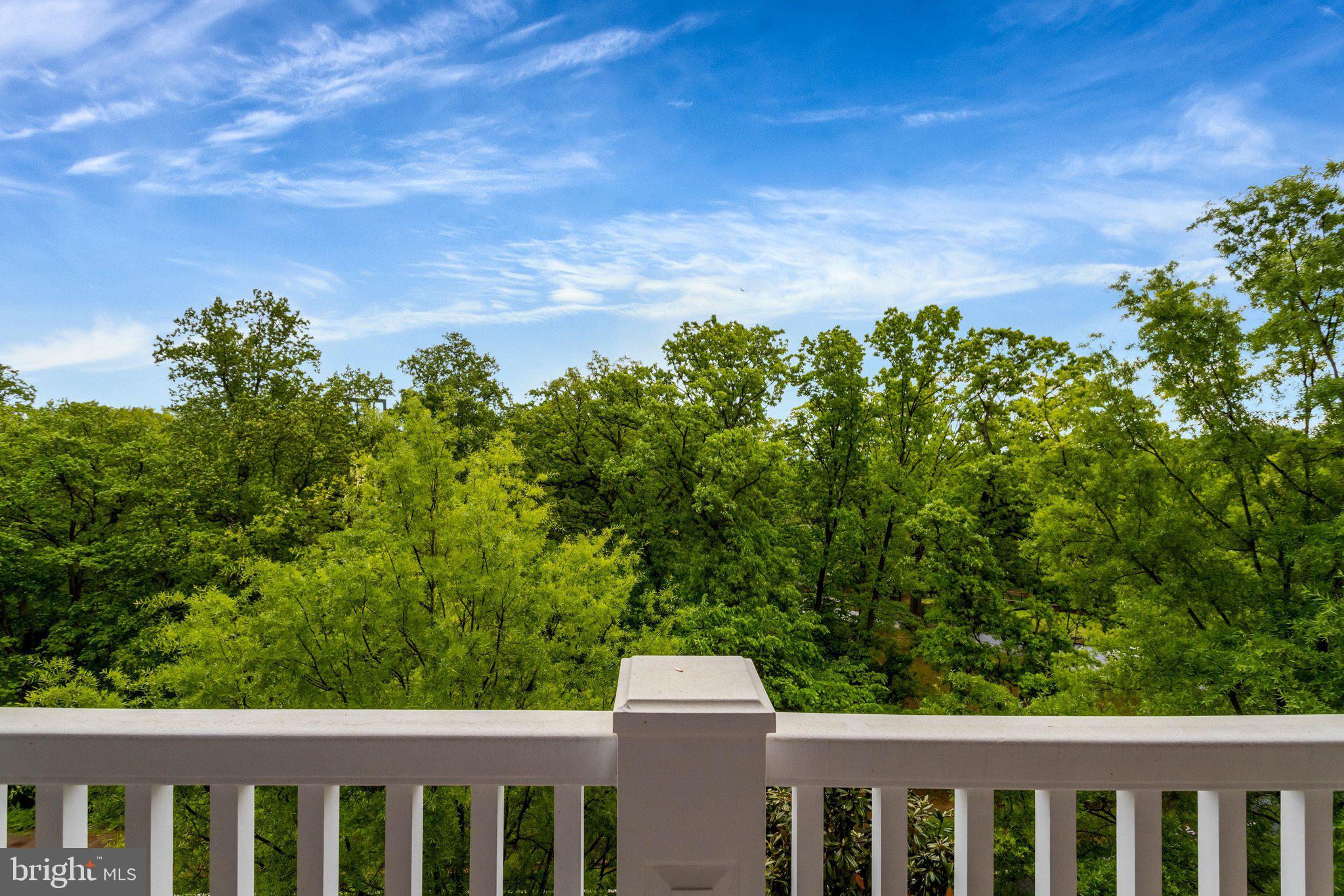 ROSSLYN - Residential