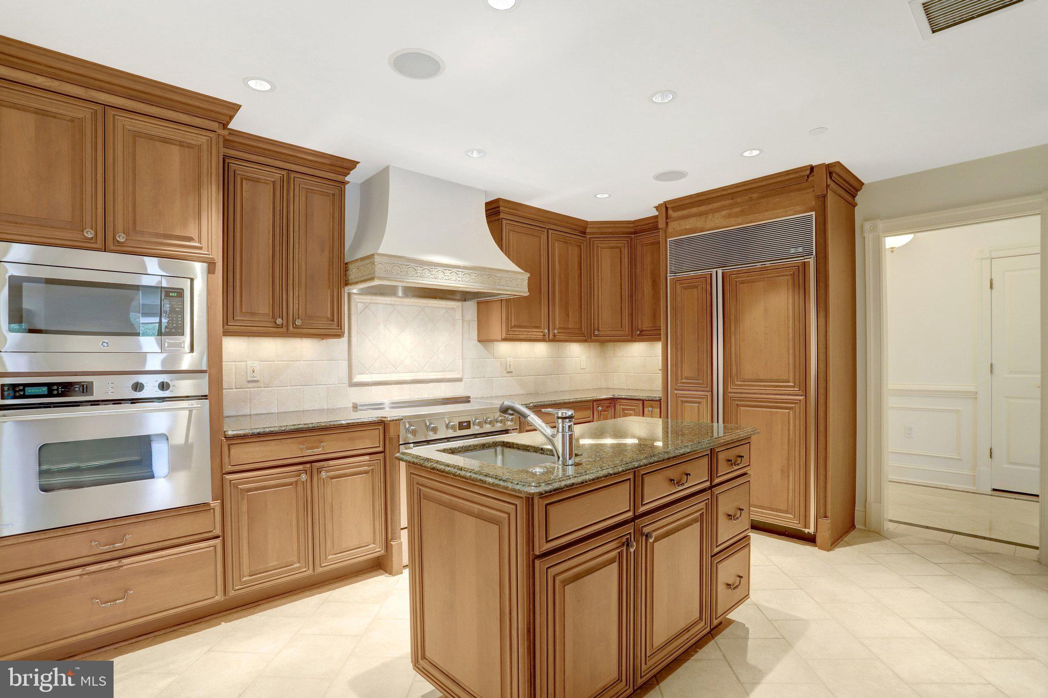 ROSSLYN - Residential