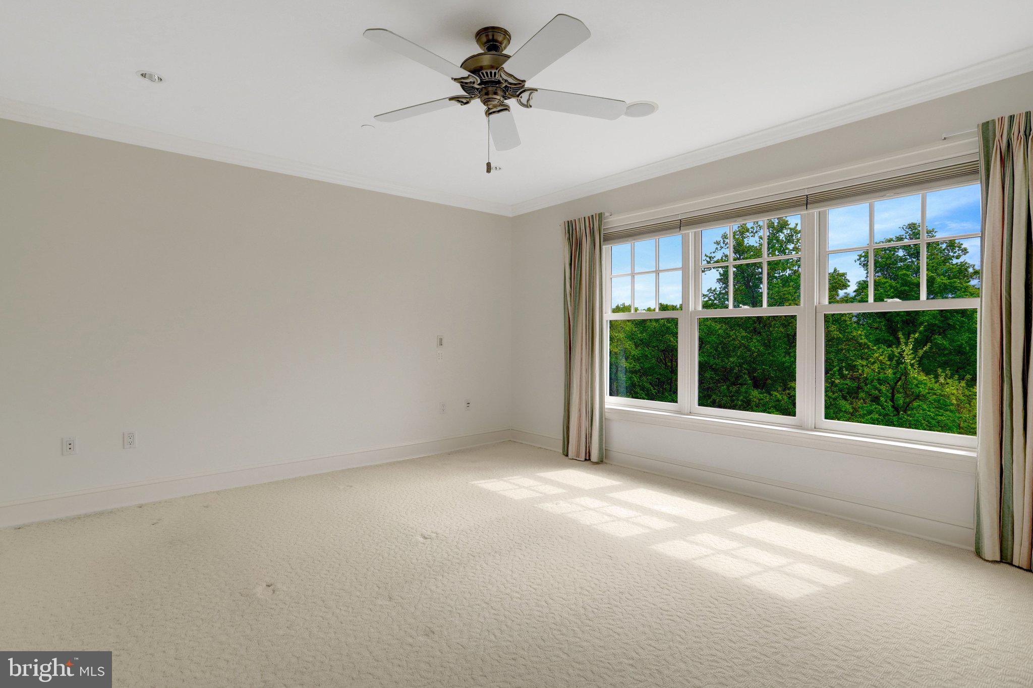 ROSSLYN - Residential