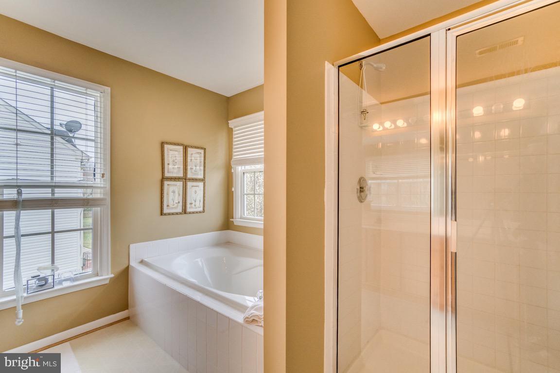 STAFFORD LAKES VILLAGE - Residential