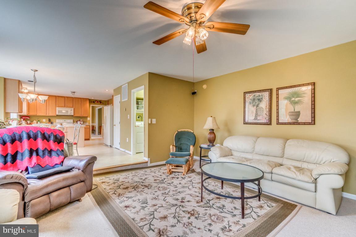 STAFFORD LAKES VILLAGE - Residential