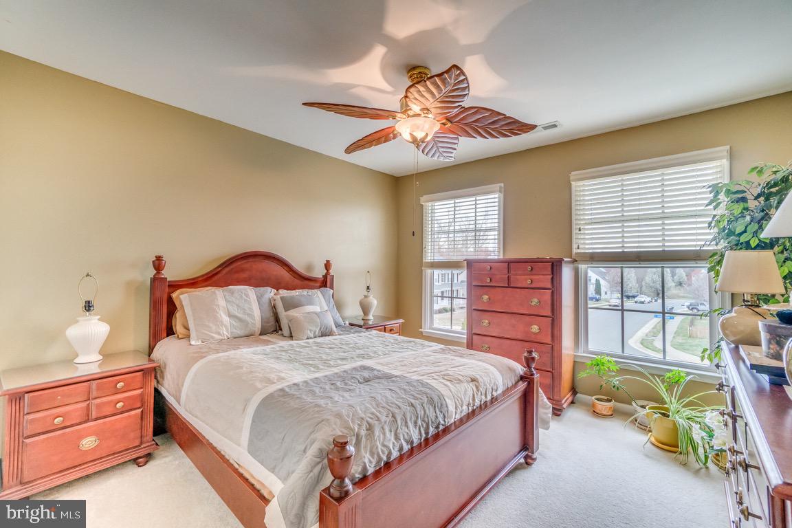 STAFFORD LAKES VILLAGE - Residential