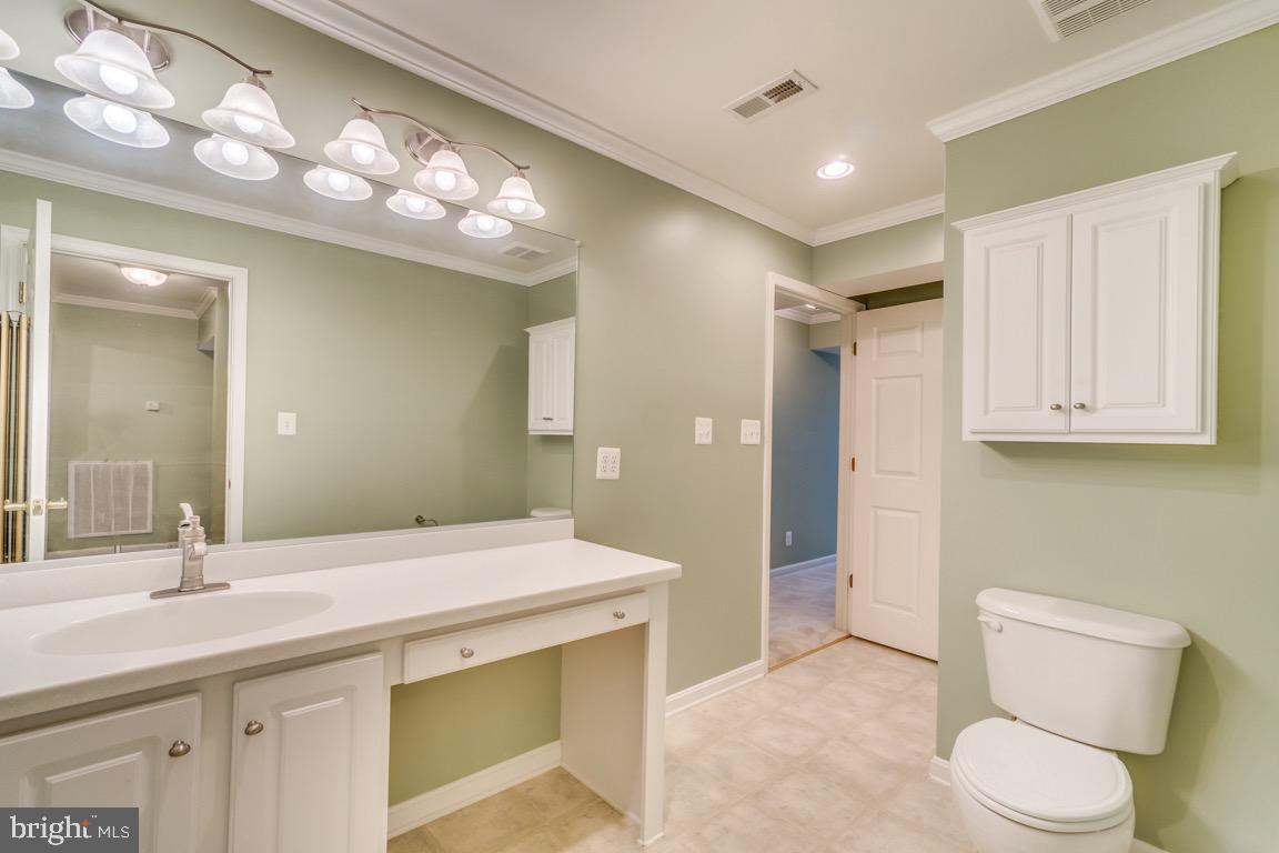 STAFFORD LAKES VILLAGE - Residential