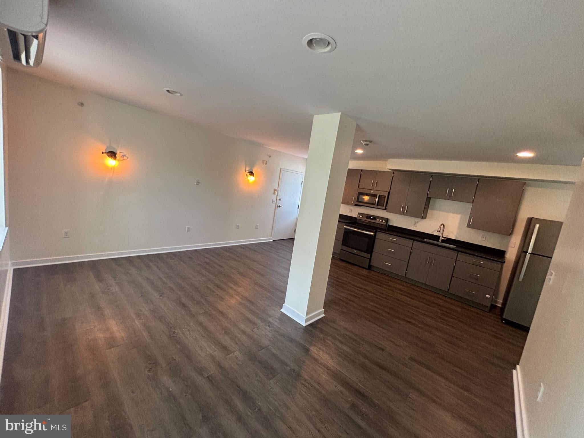 5 S VILLAGE AVENUE 5