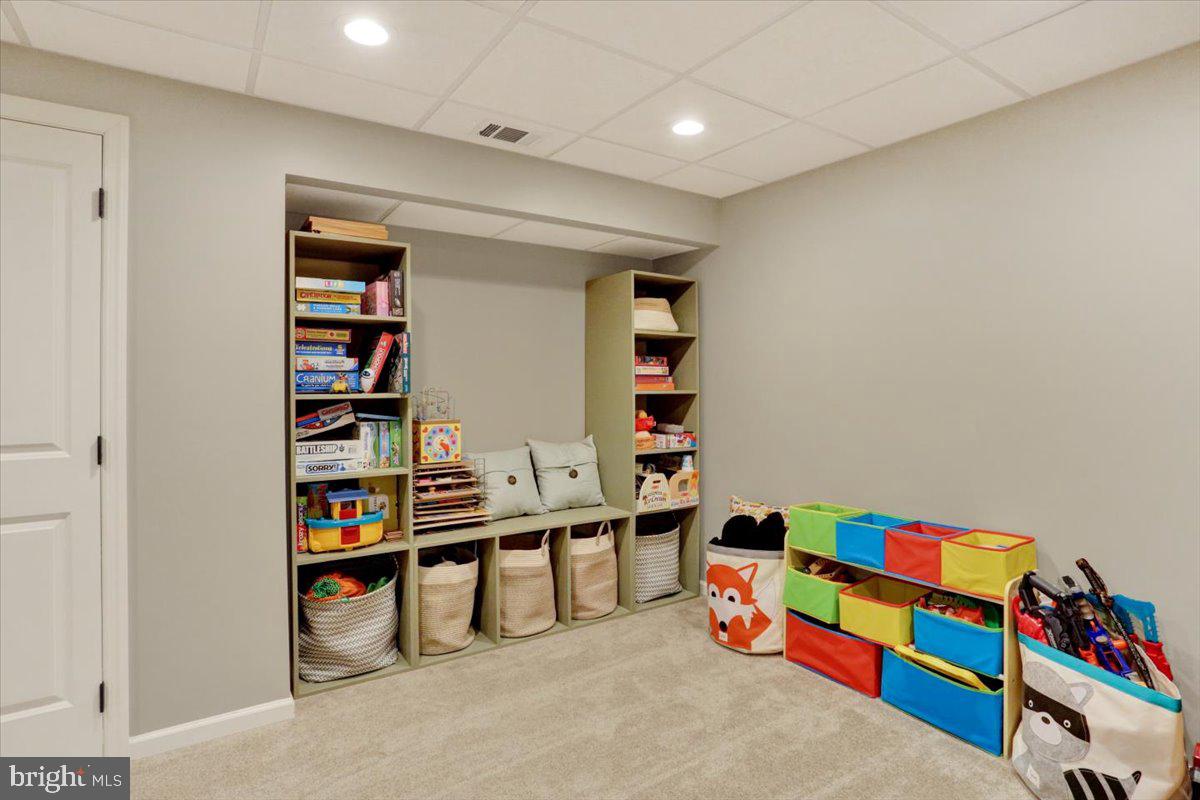 WHEATFIELD RUN - Residential