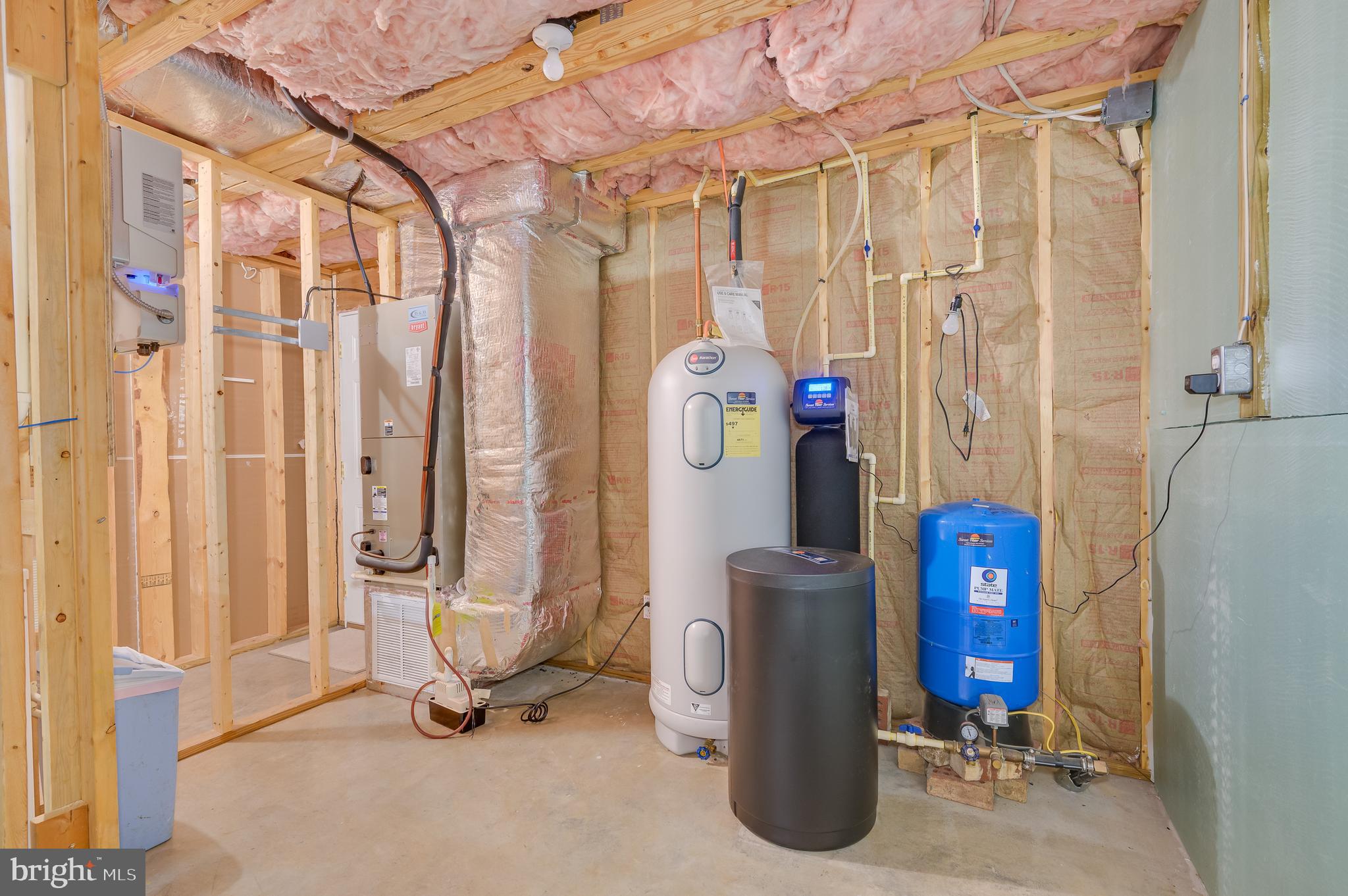 ORCHARD ON THE POTOMAC - Residential