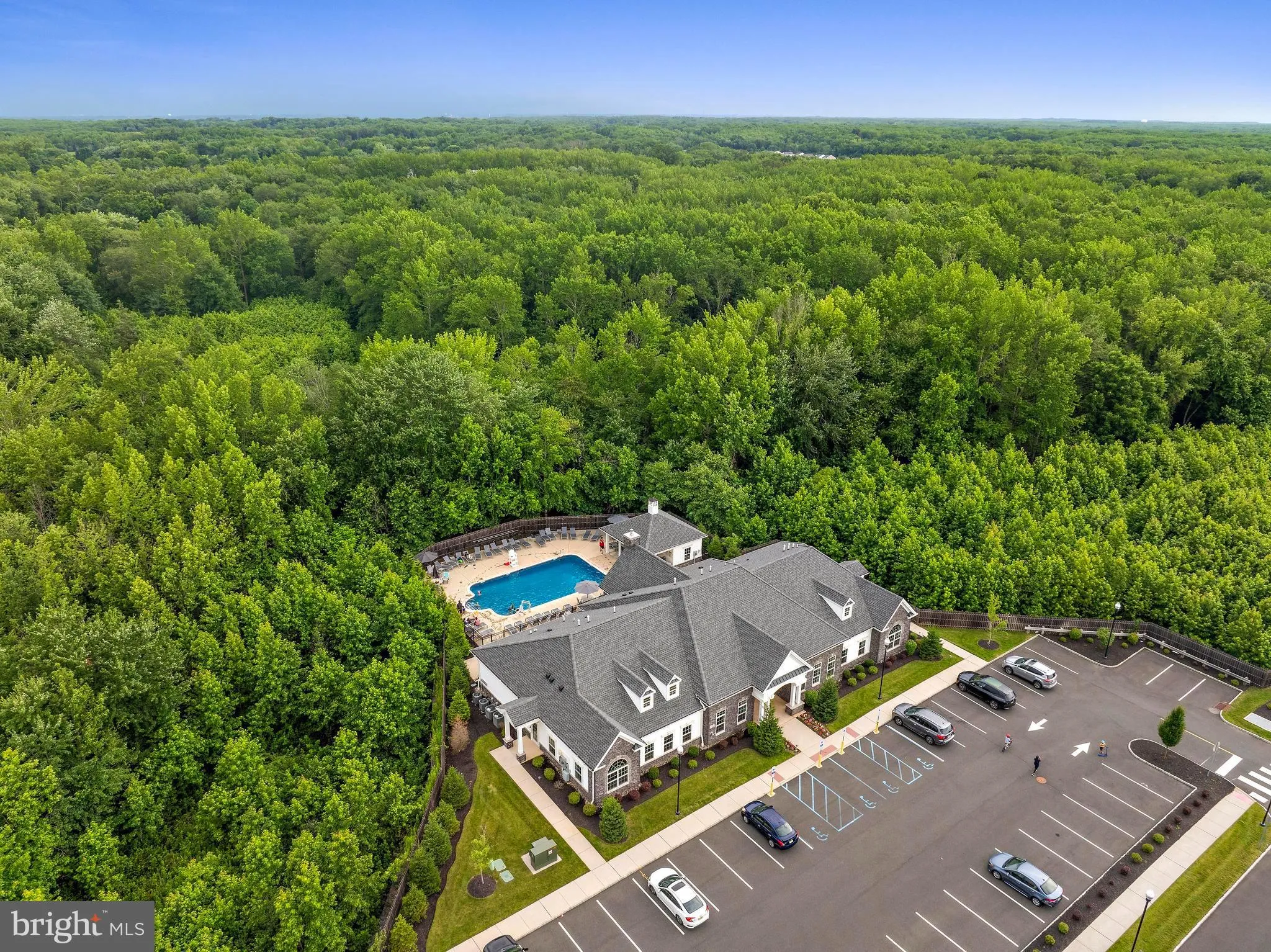 Monroe Township, New Jersey 08831, United States, 2 Bedrooms Bedrooms, ,2 BathroomsBathrooms,Residential,Active,172171