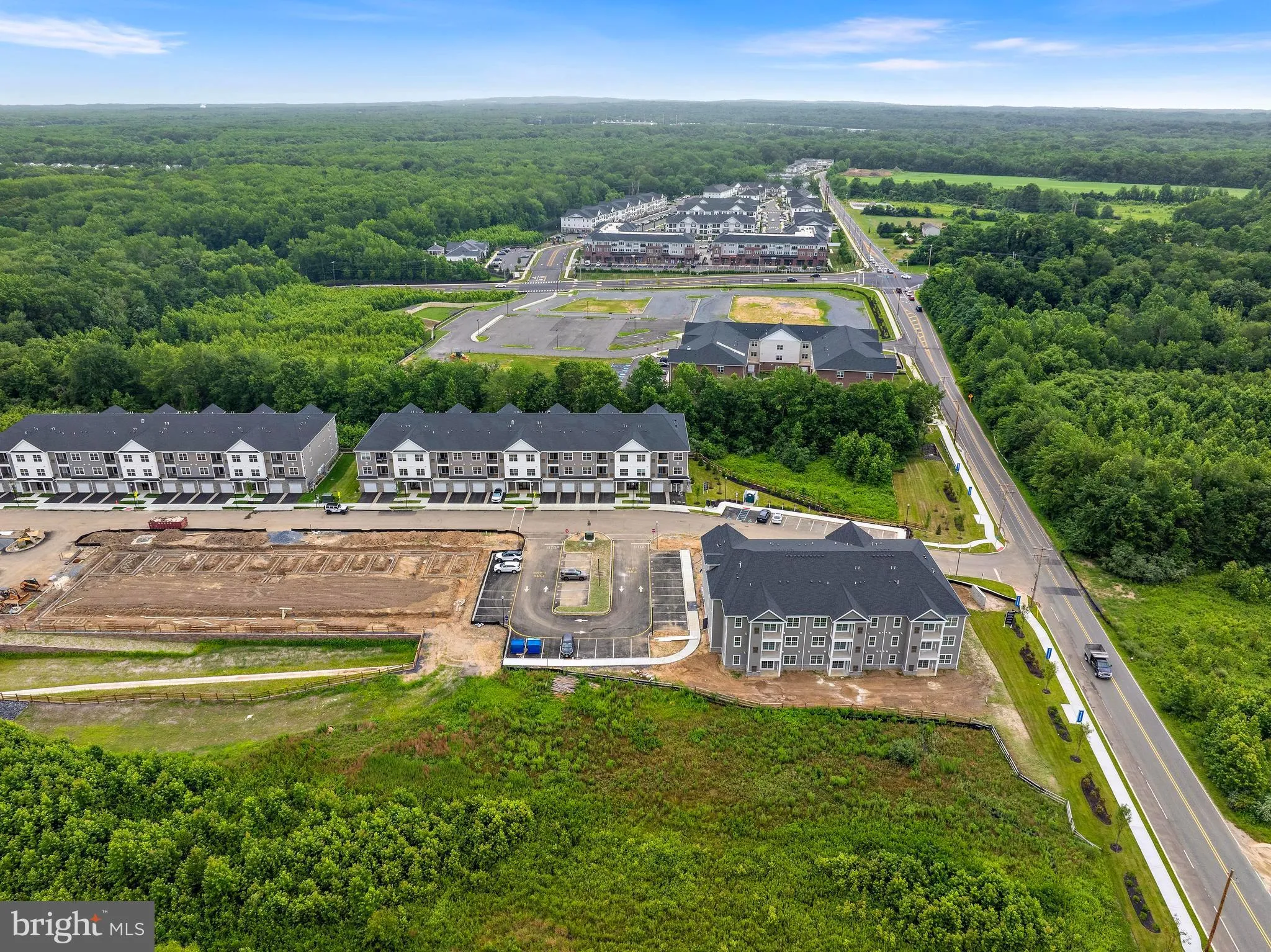 Monroe Township, New Jersey 08831, United States, 2 Bedrooms Bedrooms, ,2 BathroomsBathrooms,Residential,Active,172171