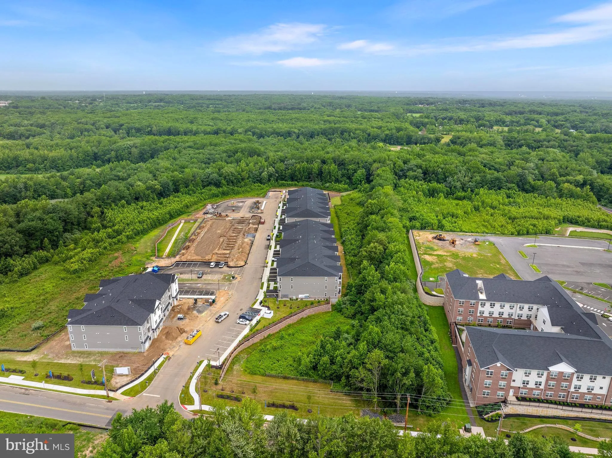 Monroe Township, New Jersey 08831, United States, 2 Bedrooms Bedrooms, ,2 BathroomsBathrooms,Residential,Active,172171