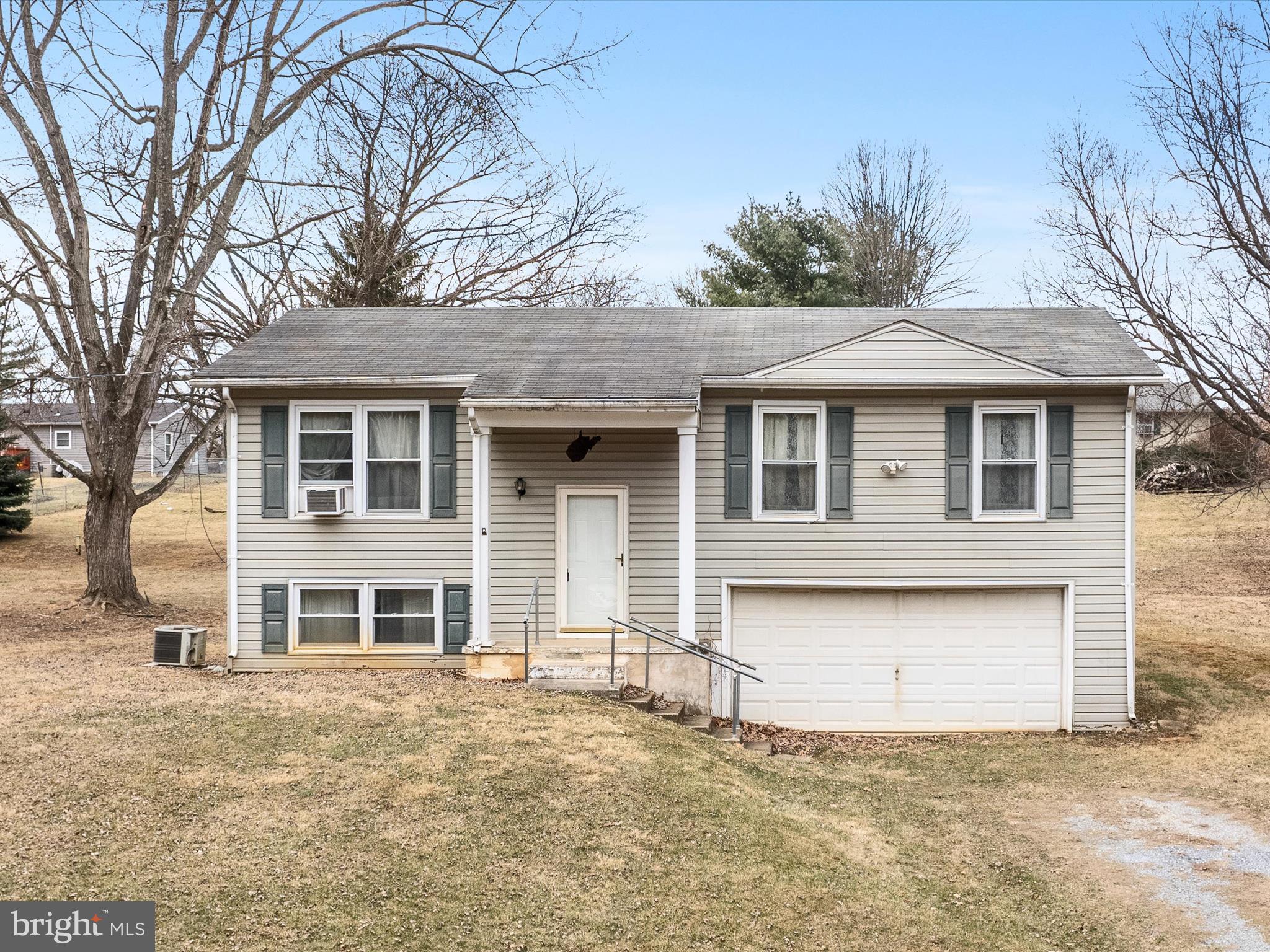 MECKLENBURG HEIGHTS - Residential